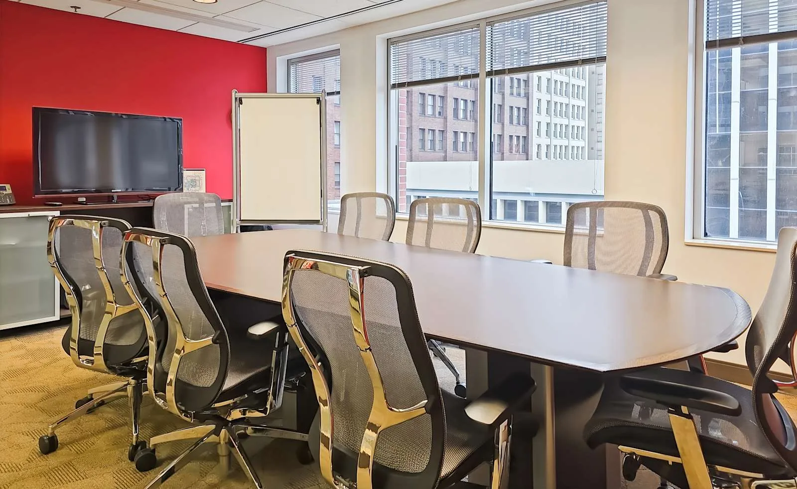 Regus IA, Des Moines - Hub Tower, Meeting room for 8 people, Des Moines, IA