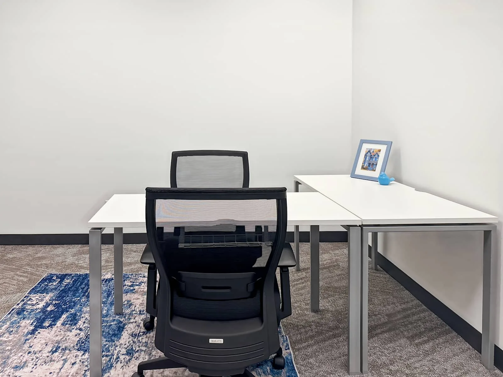 Regus IA, West Des Moines - West Lakes Parkway, Private office, 2 desks, West Des Moines, IA