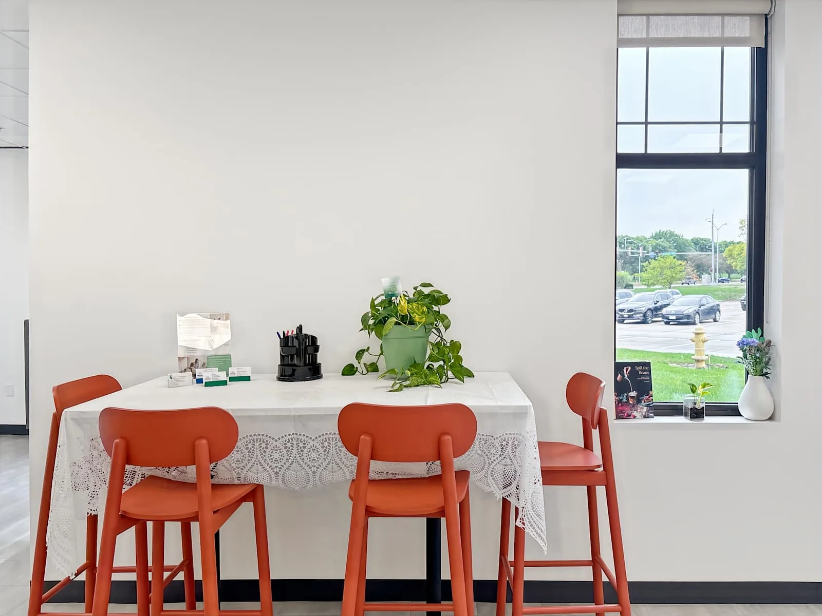 Regus IA, West Des Moines - West Lakes Parkway, Meeting room for 4 people, West Des Moines, IA