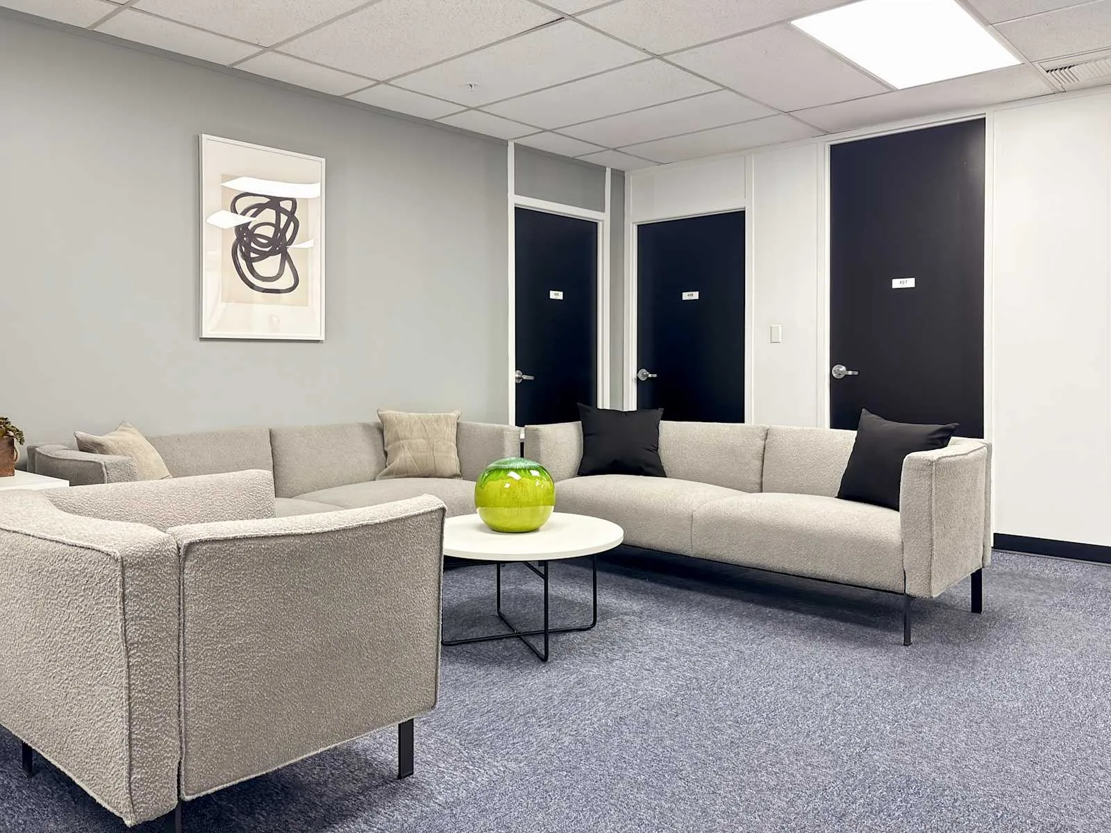 Regus IA, West Des Moines - One Corporate Place, Lounge, West Des Moines, IA