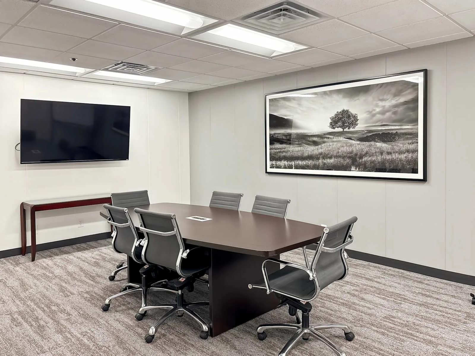 Regus IA, West Des Moines - Valley West Drive, Meeting room for 6 people, West Des Moines, IA