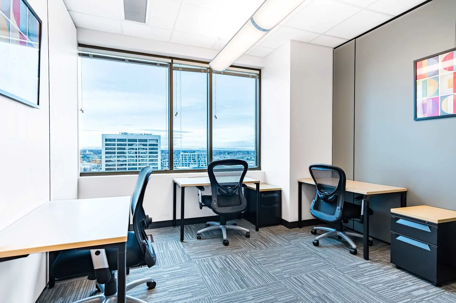 Regus ID, Boise - Boise Downtown, Private office, 3 desks, Boise, ID