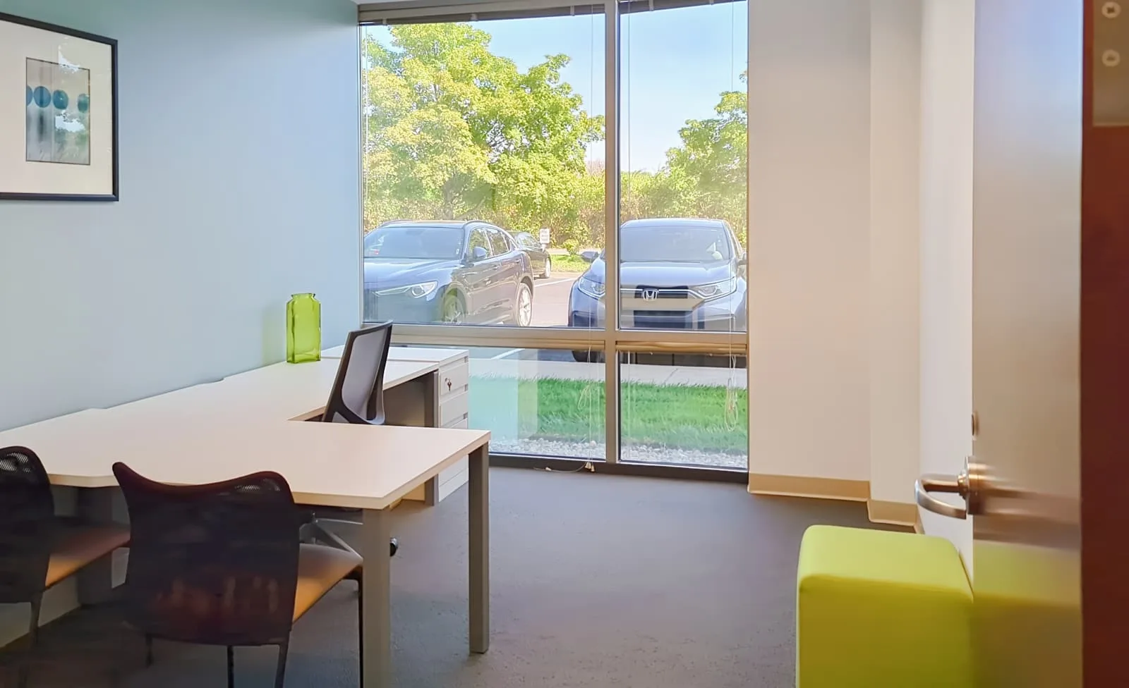 Regus IN, Indianapolis - River Crossing at Keystone, Private office, 1 desk, Carmel, IN