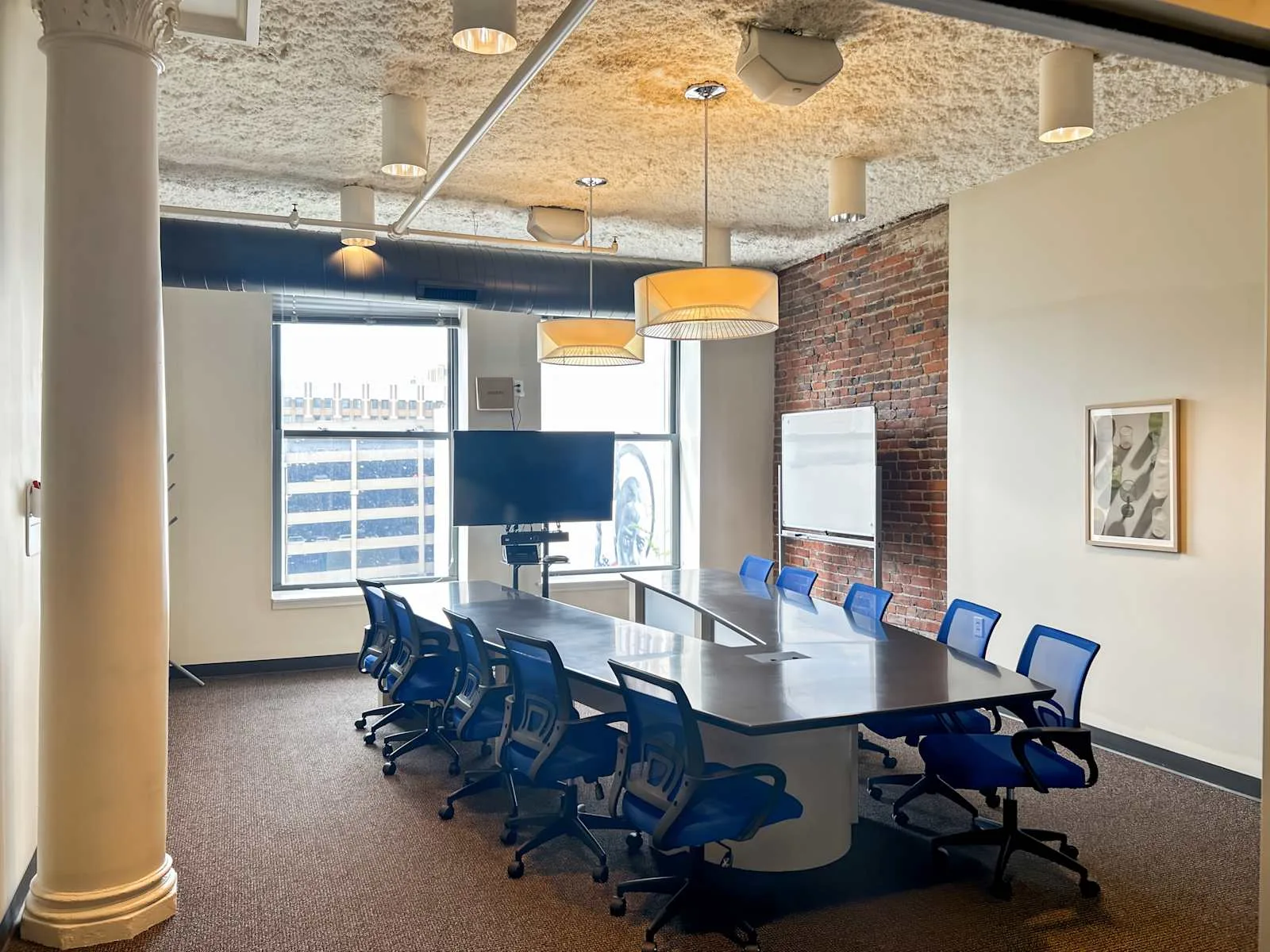 Regus IN, Indianapolis - E Washington Street, Meeting room for 12 people, Indianapolis, IN