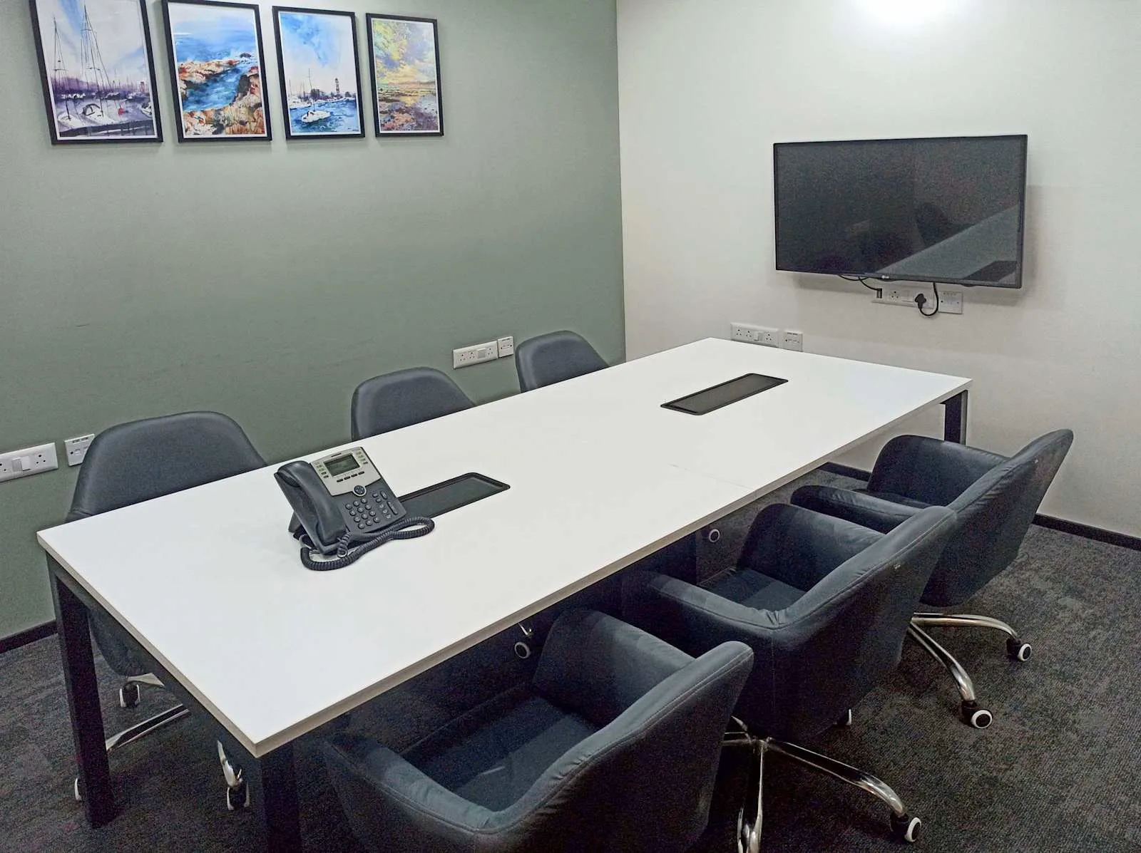 Regus Indore, Maloo 1, Meeting room for 6 people, Indore