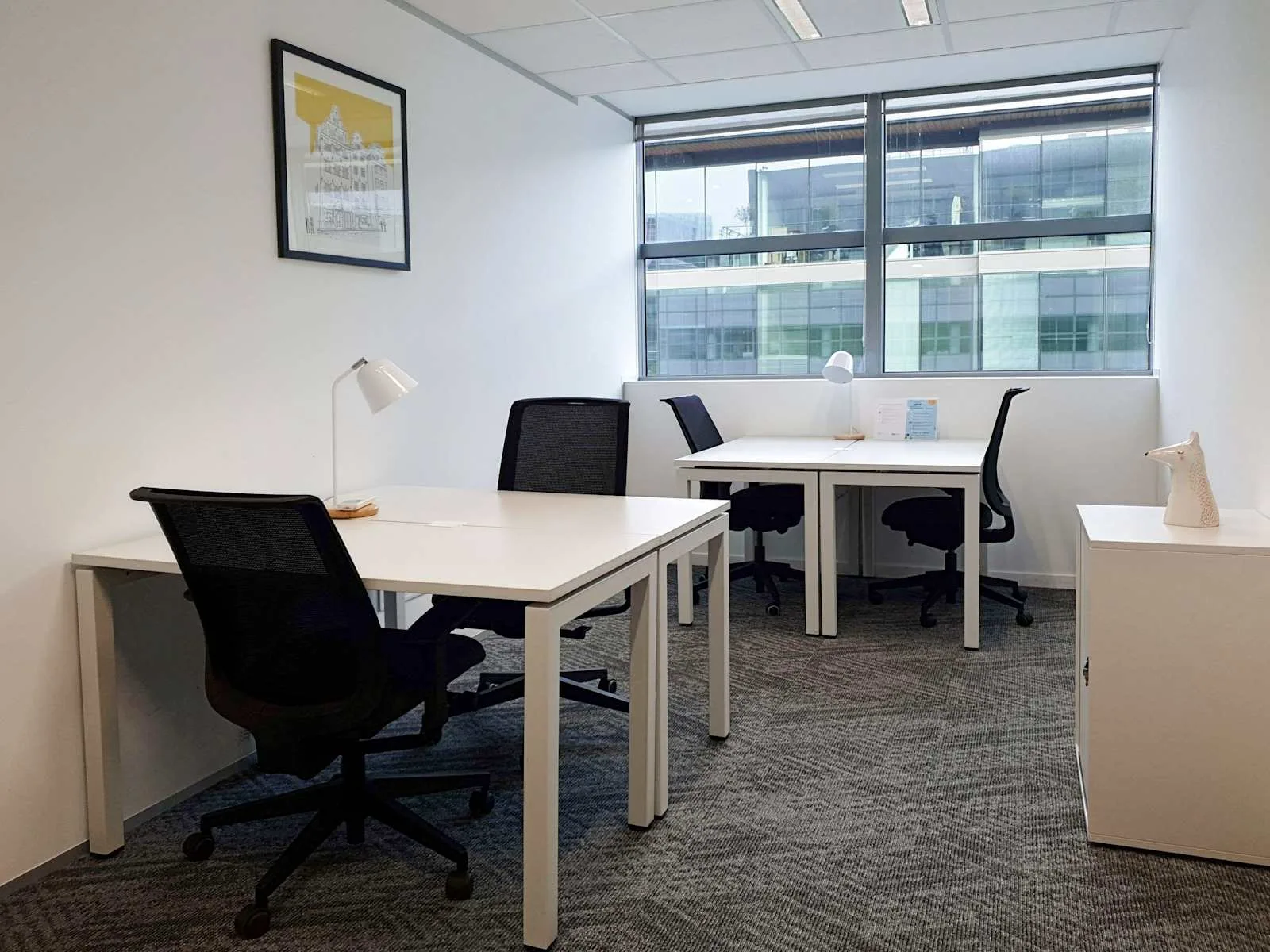 Regus Issy les Moulineaux, Camille Desmoulins, Private office, 4 desks, Issy-les-Moulineaux