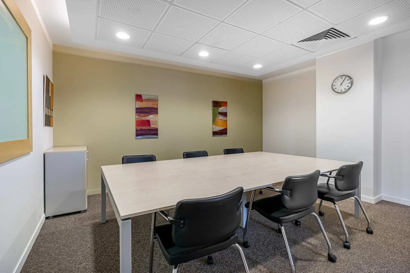 Regus ISTANBUL, Besiktas Selenium-TRY, Meeting room for 6 people, Istanbul