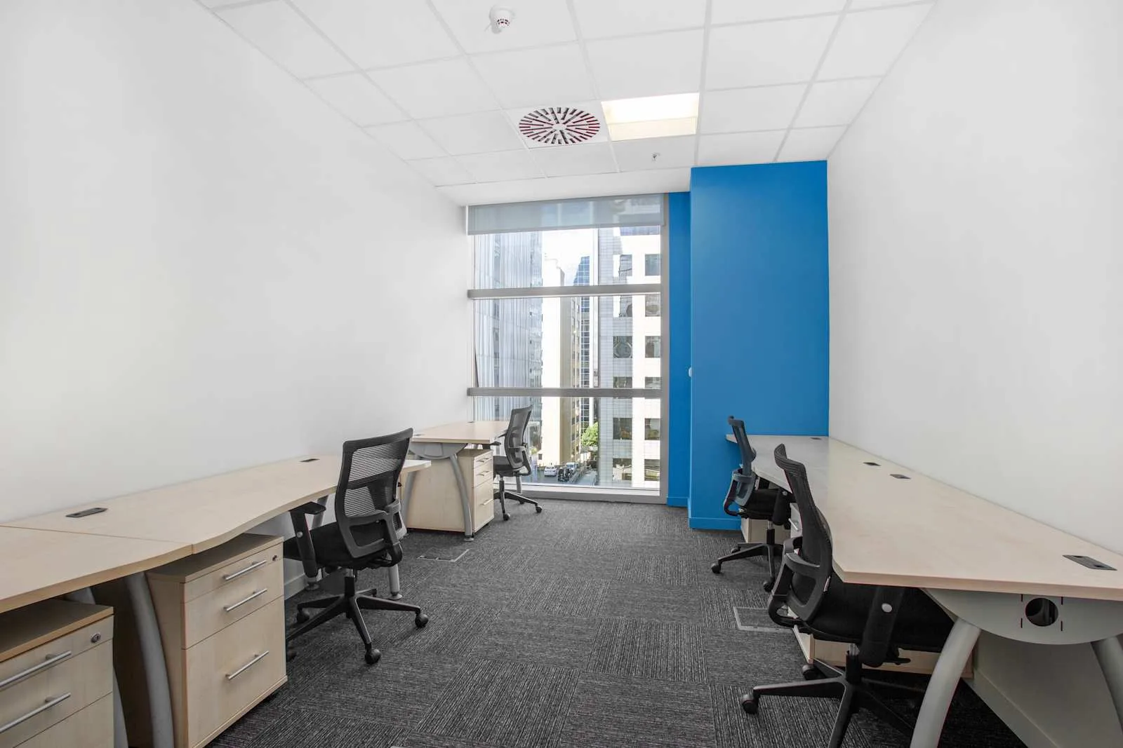 Regus ISTANBUL, Levent 193-TRY, 4 çalışma istasyonlu özel ofis, İstanbul