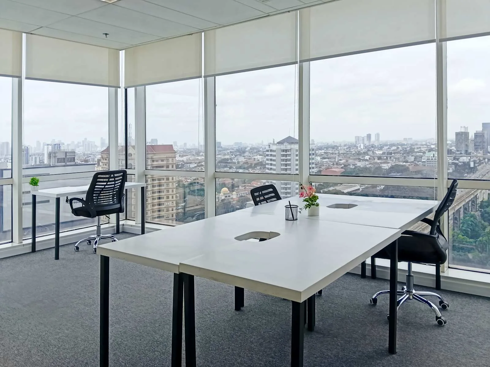 Regus Jakarta, Metropolitan Tower, Private office, 5 desks, Kota Tangerang Selatan, Banten
