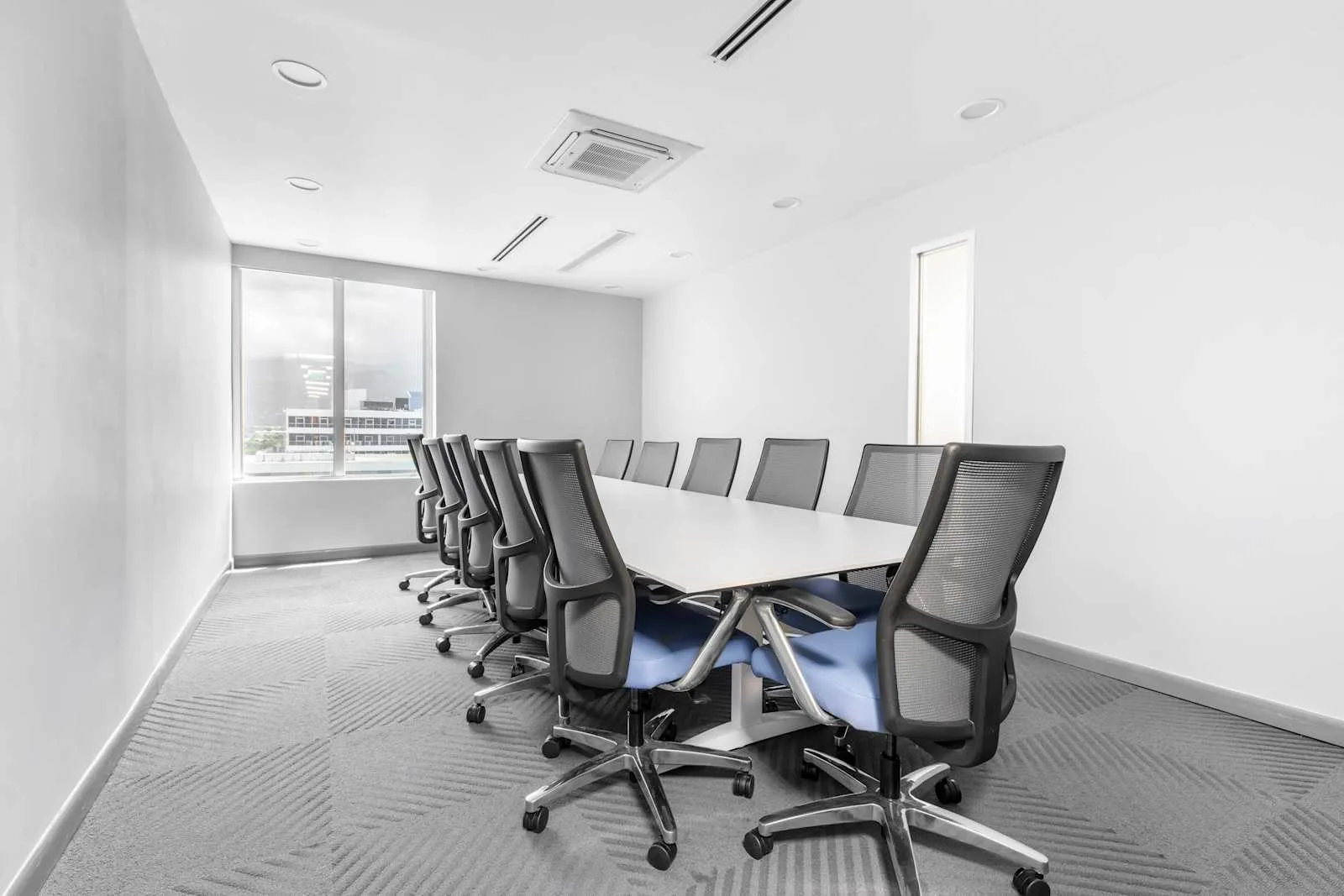 Regus JAMAICA, Kingston, New Kingston, Meeting room for 12 people, Kingston
