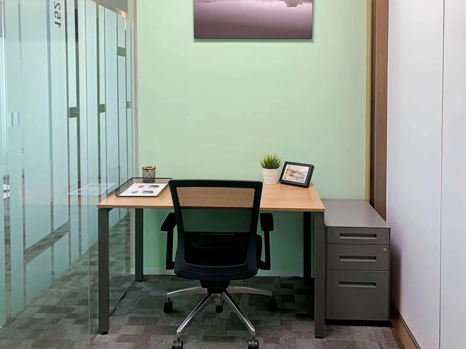Regus JINAN, Luneng International Centre、1个工位的独立办公室、济南市
