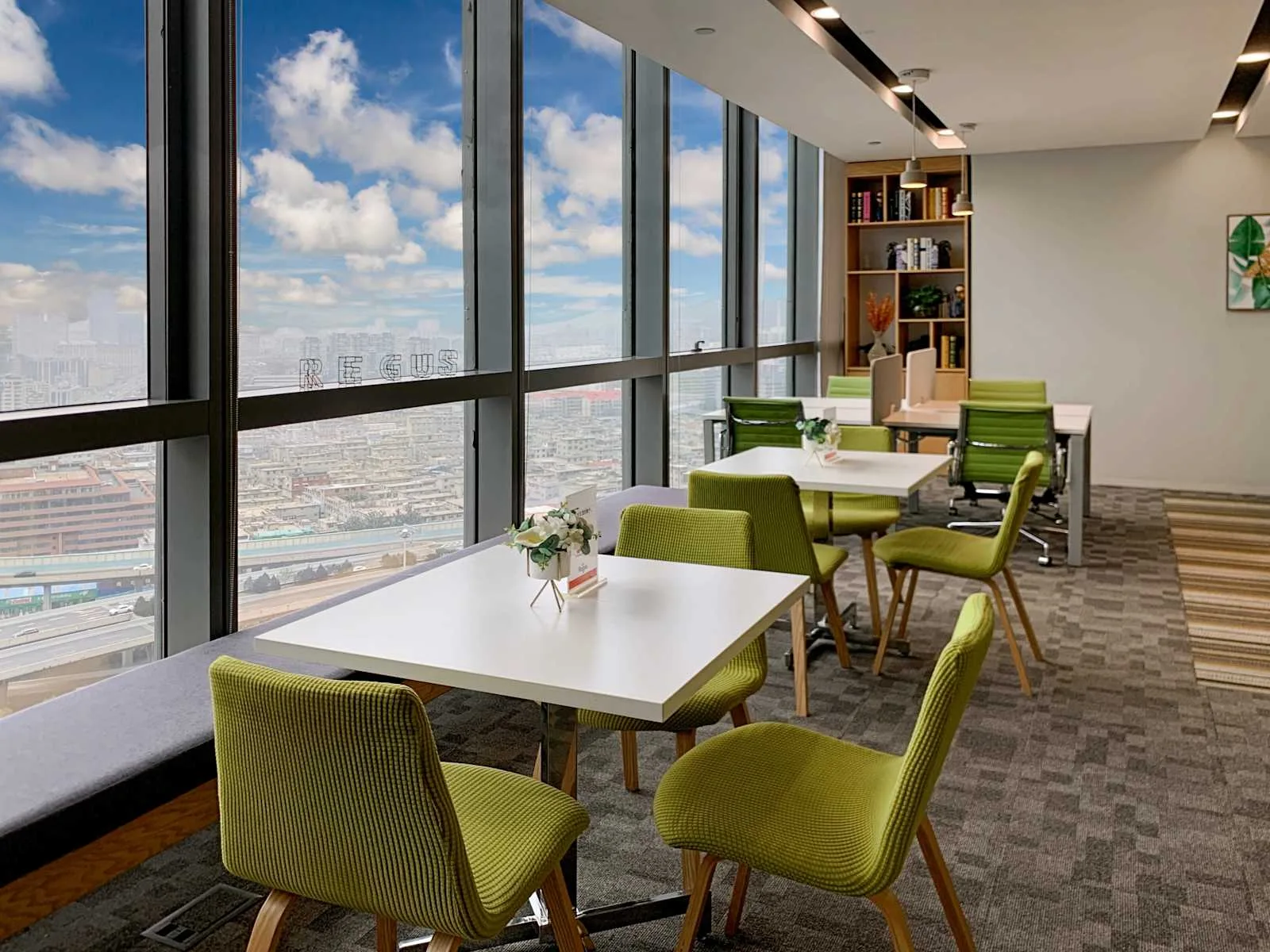 Regus JINAN, Luneng International Centre、联合办公空间、济南市