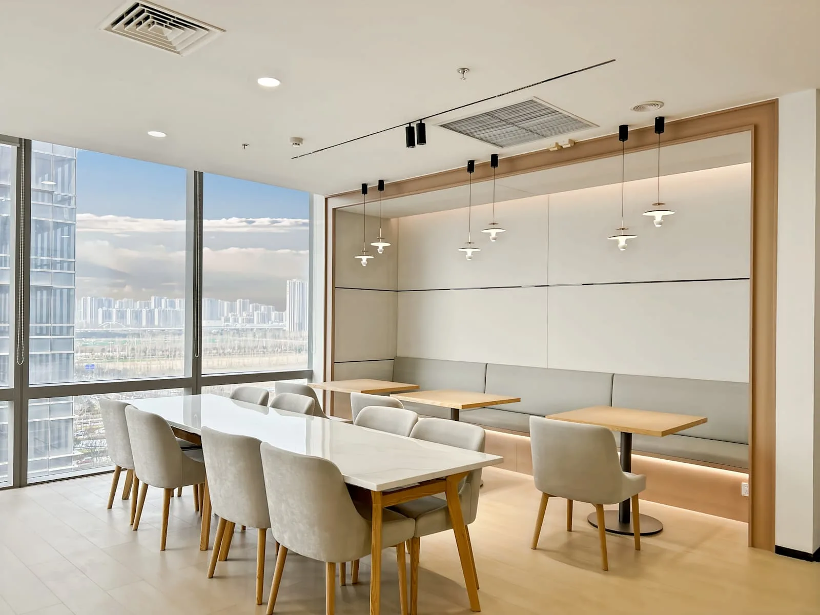 Regus Jining, Cultural Industry Park、自助餐厅、Jining