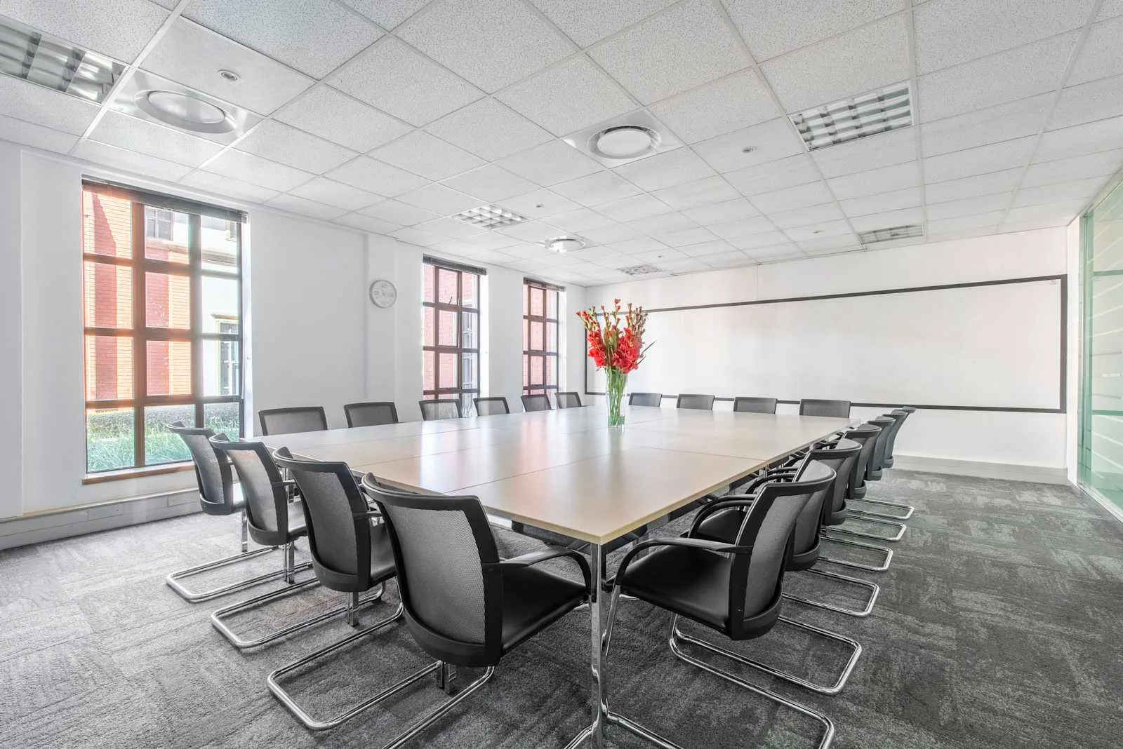 Regus JOHANNESBURG, Bryanston, Meeting room for 16 people, Johannesburg