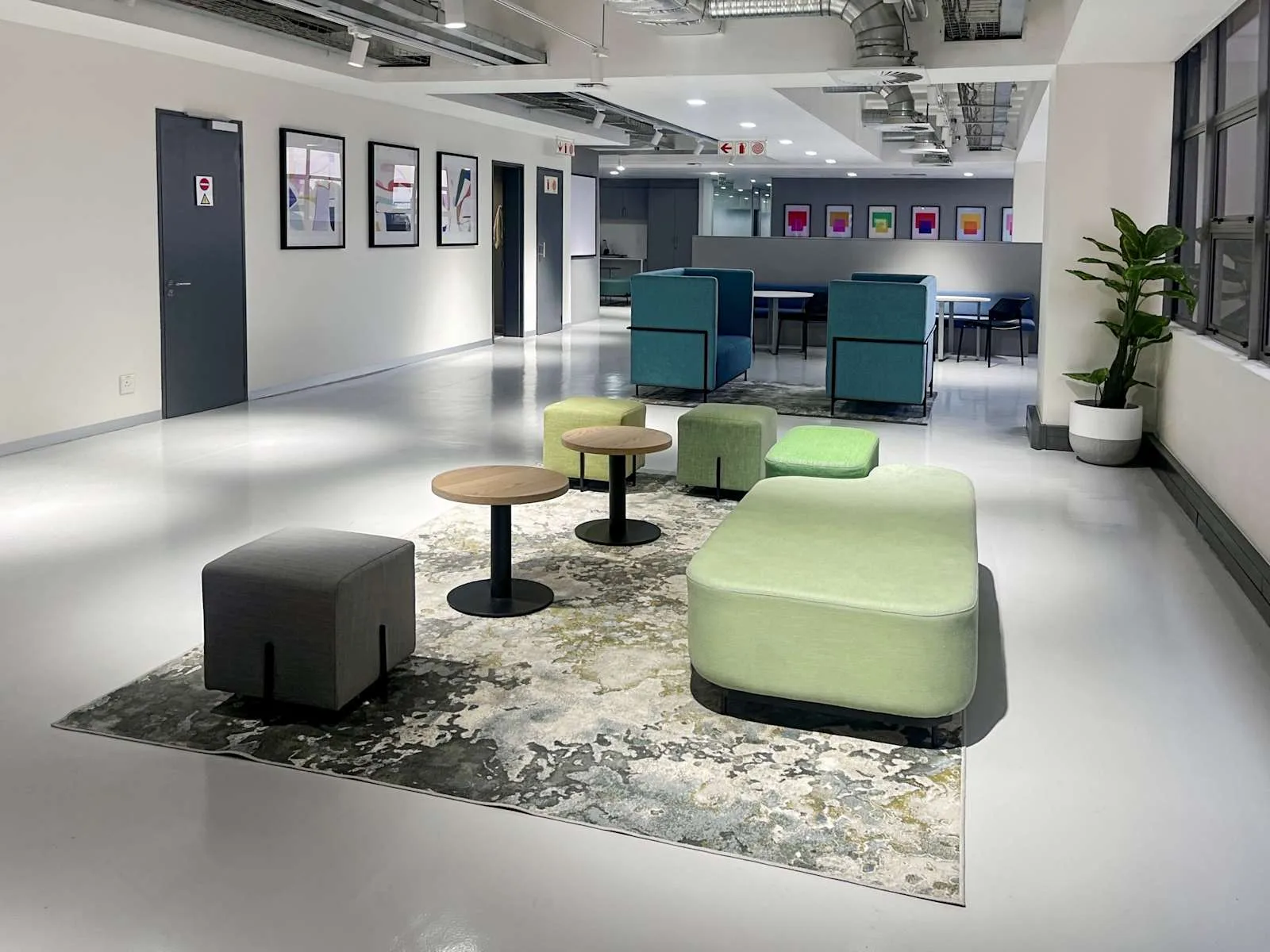 Regus Johannesburg, Craddock Square Rosebank, Lounge, Johannesburg