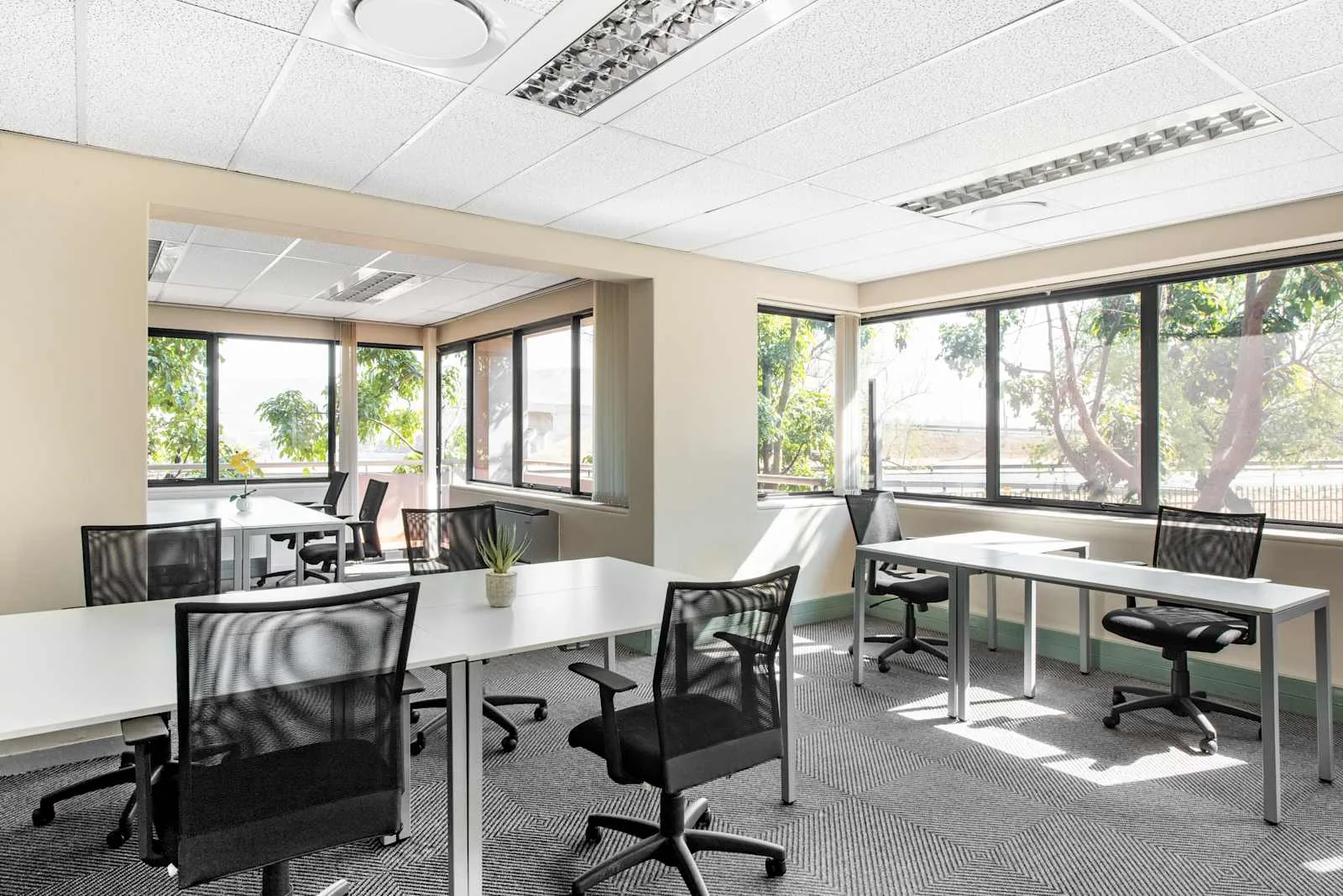 Regus JOHANNESBURG, Eastrand Bedfordview, Open-plan office, Johannesburg