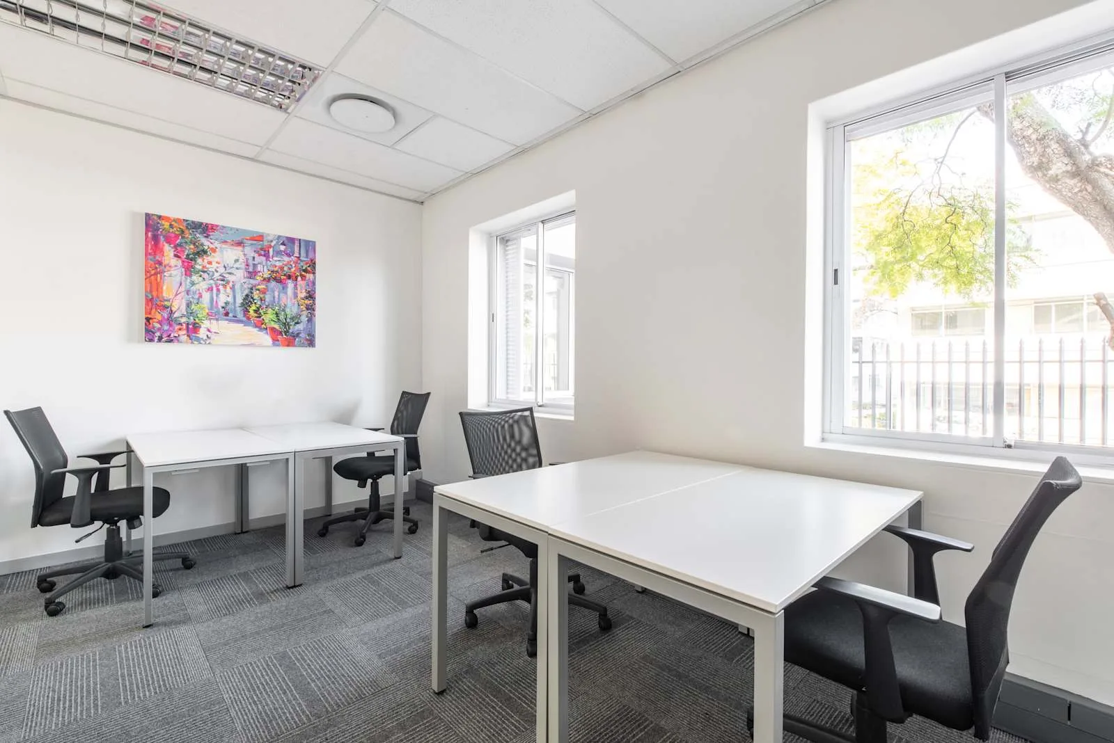 Regus JOHANNESBURG, Illovo, Fricker Road, Private office, 4 desks, Johannesburg