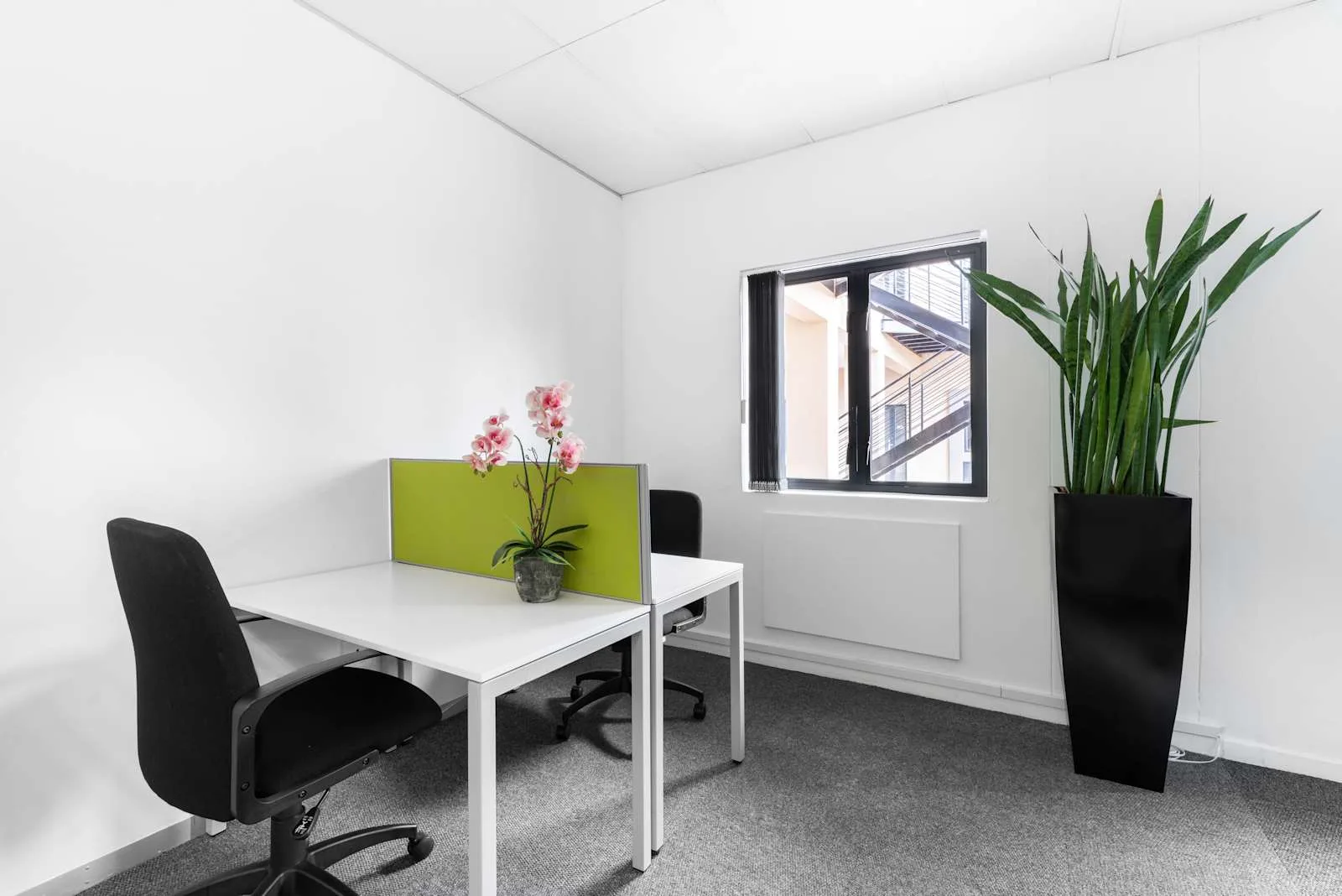 Regus JOHANNESBURG, West Rand, Clearwater, Private office, 2 desks, Johannesburg