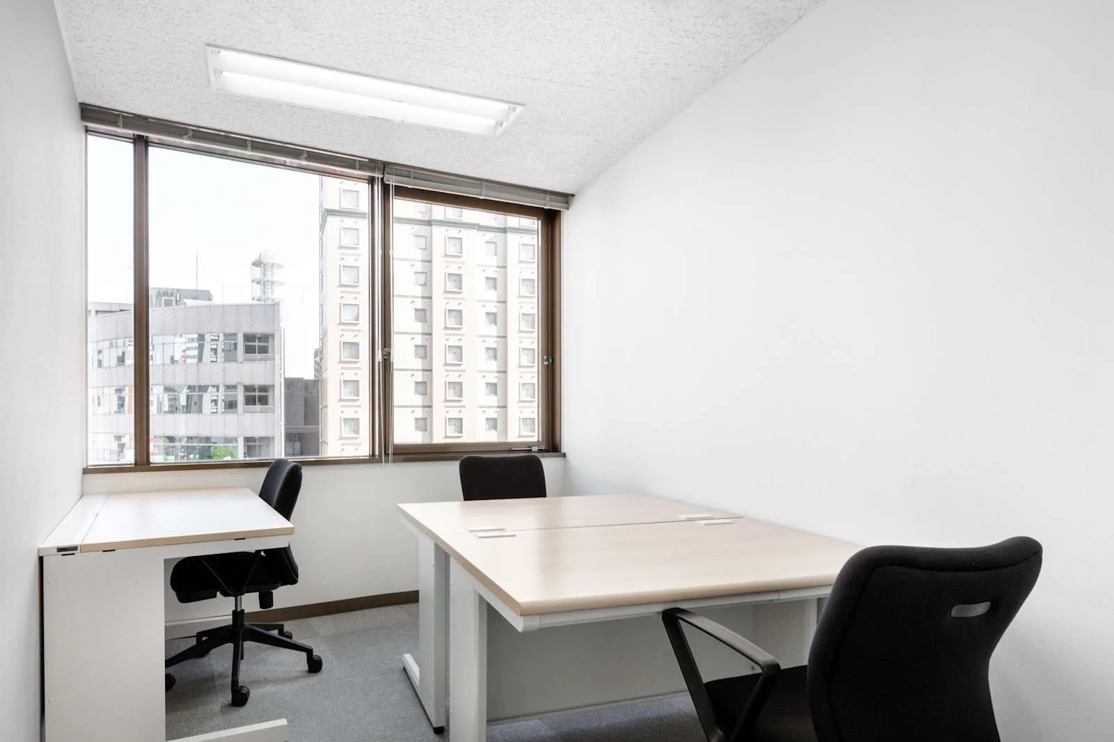 Regus KAGOSHIMA, Kagoshima Tenmonkan、個室オフィス（3席）、Kagoshima