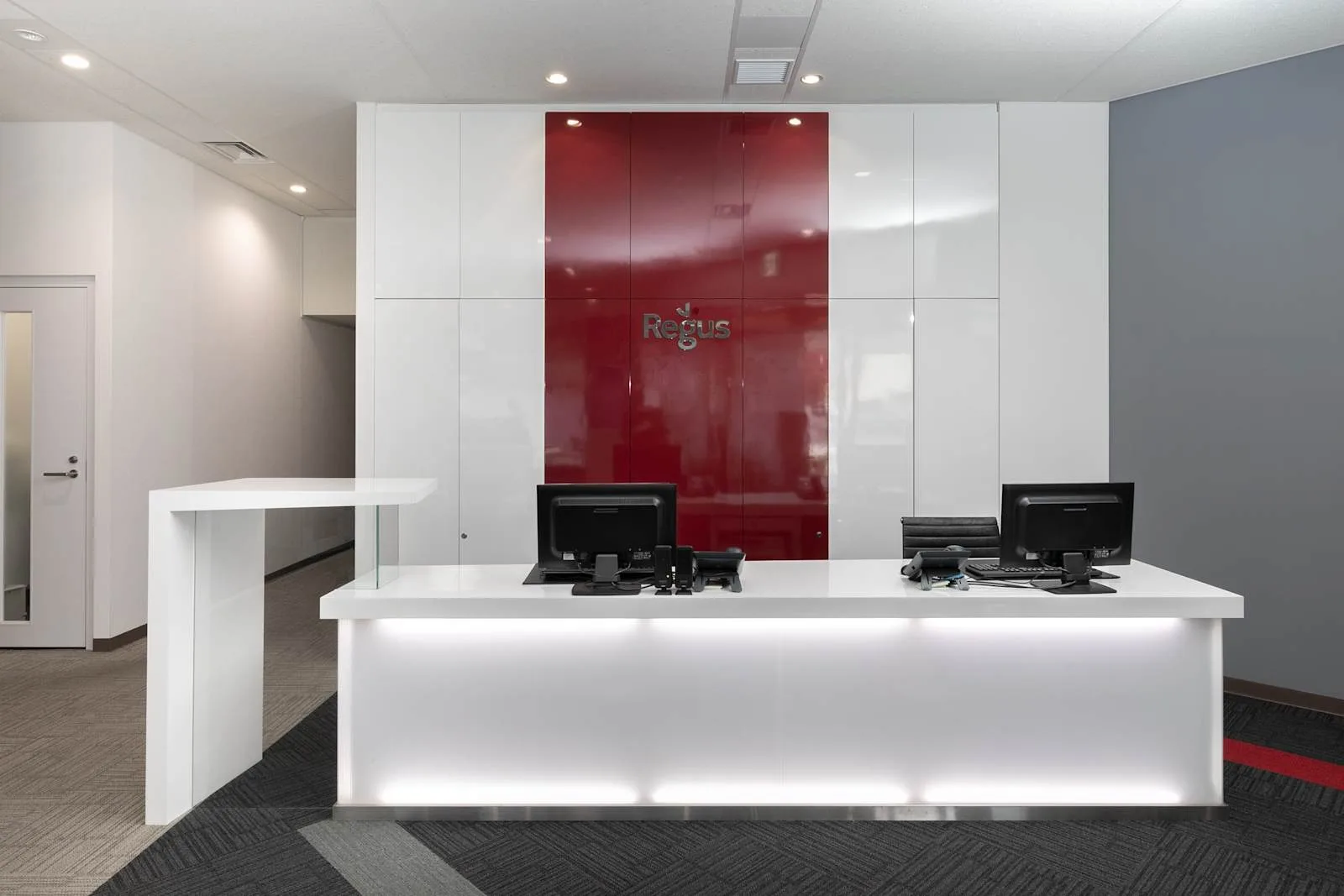 Regus KANAZAWA, Kanazawaeki Higashi、受付、Kanazawa