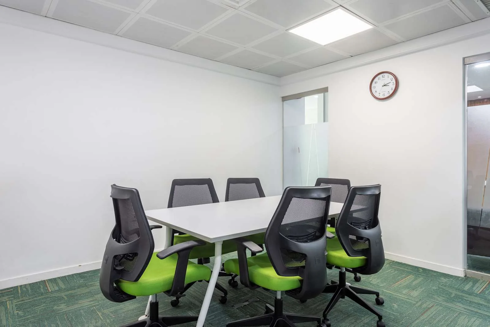 Regus KARACHI, Regus Financial District Centre, Meeting room for 6 people, Karachi
