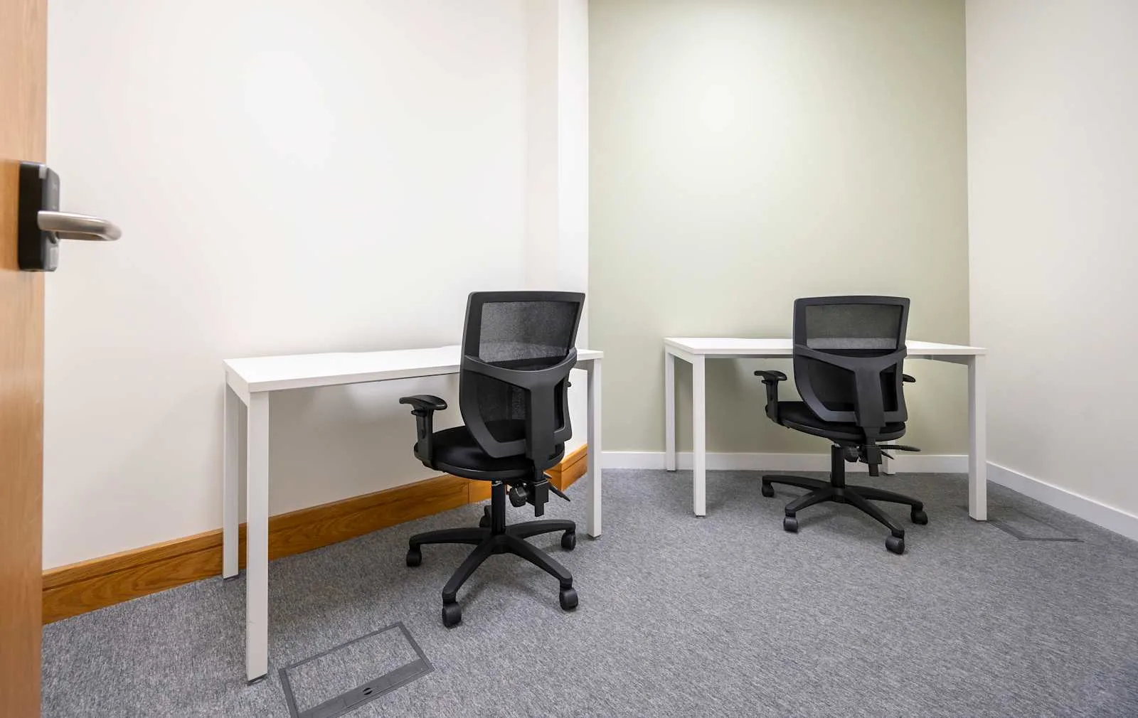 Regus Kettering, Grafton Court, Private office, 2 desks, Kettering