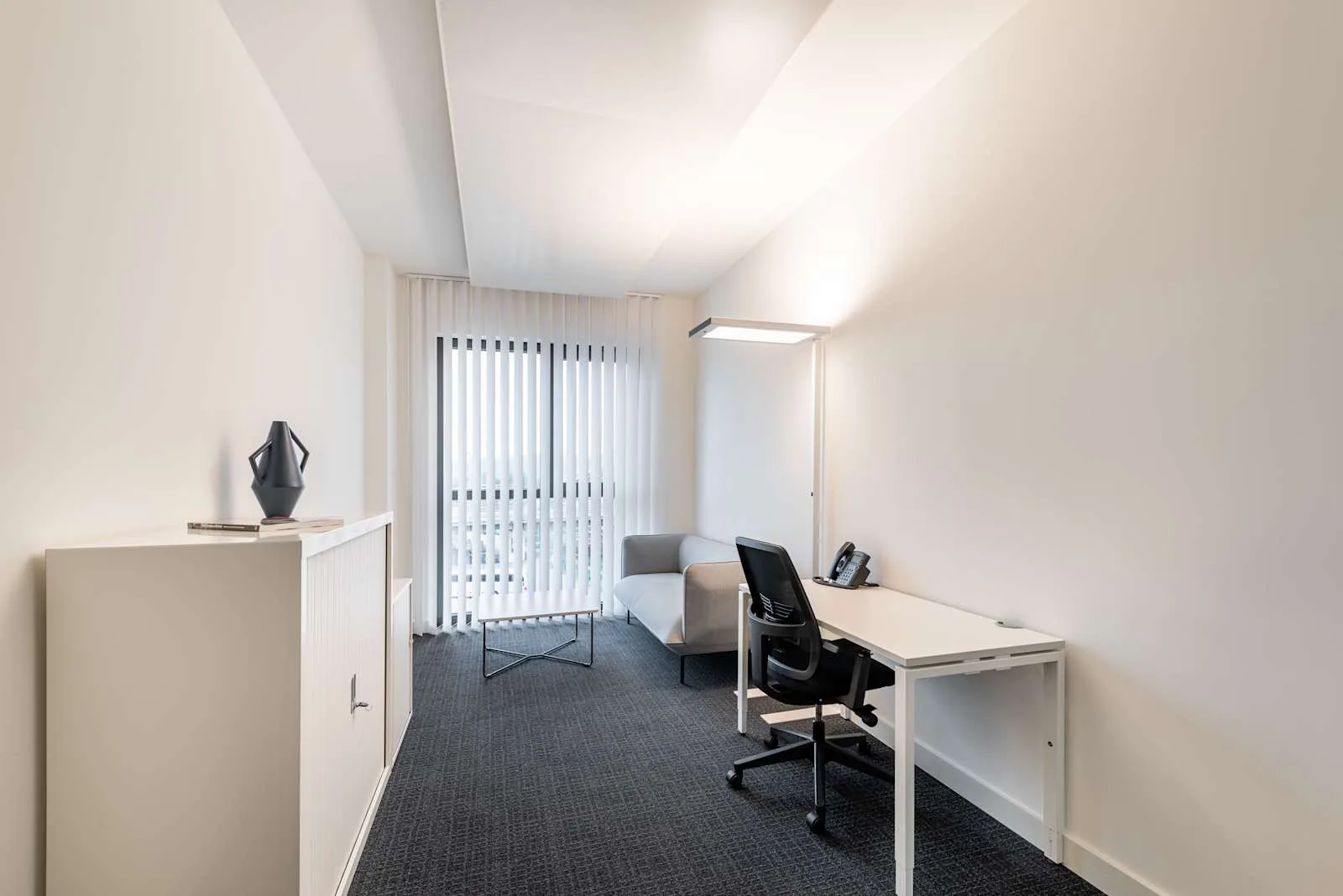 Regus KIEL, Kaistraße, Privatbüro mit 1 Arbeitsplatz, Kiel