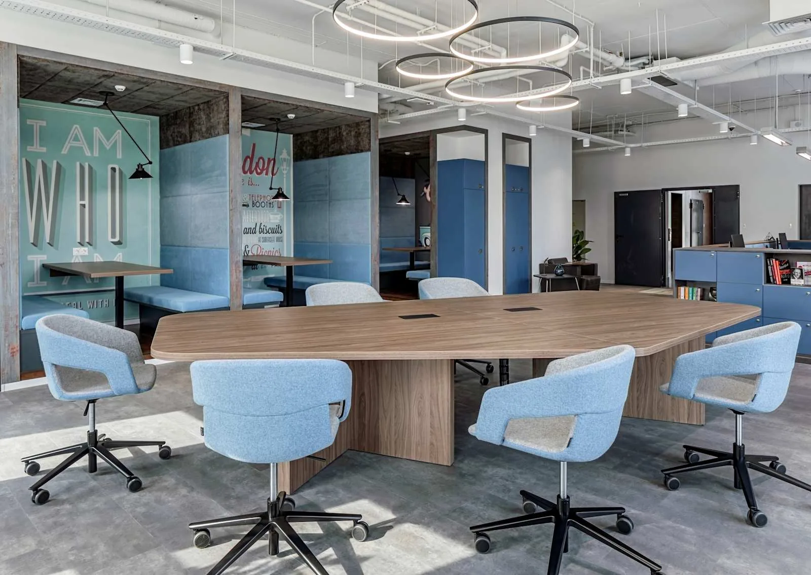 Regus Kiev, Avenue 53, Meeting room for 6 people, Kyiv