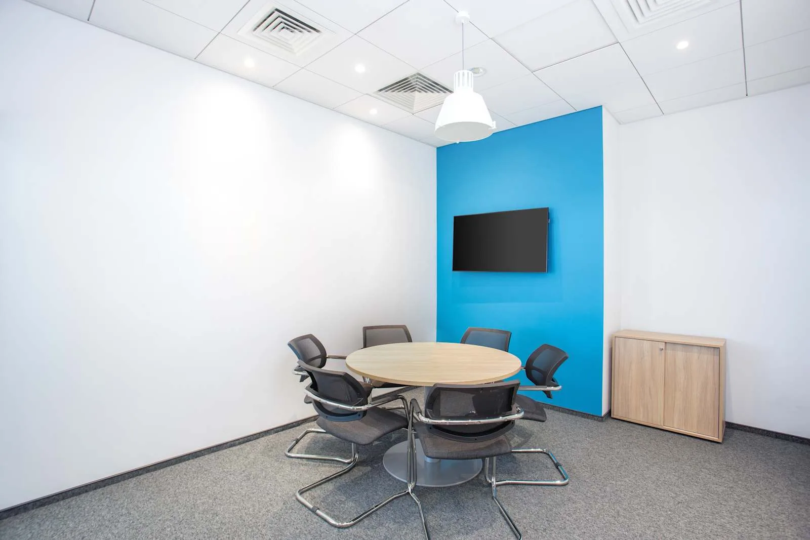 Regus KIEV, Silver Breeze, Meeting room for 6 people, Kyiv
