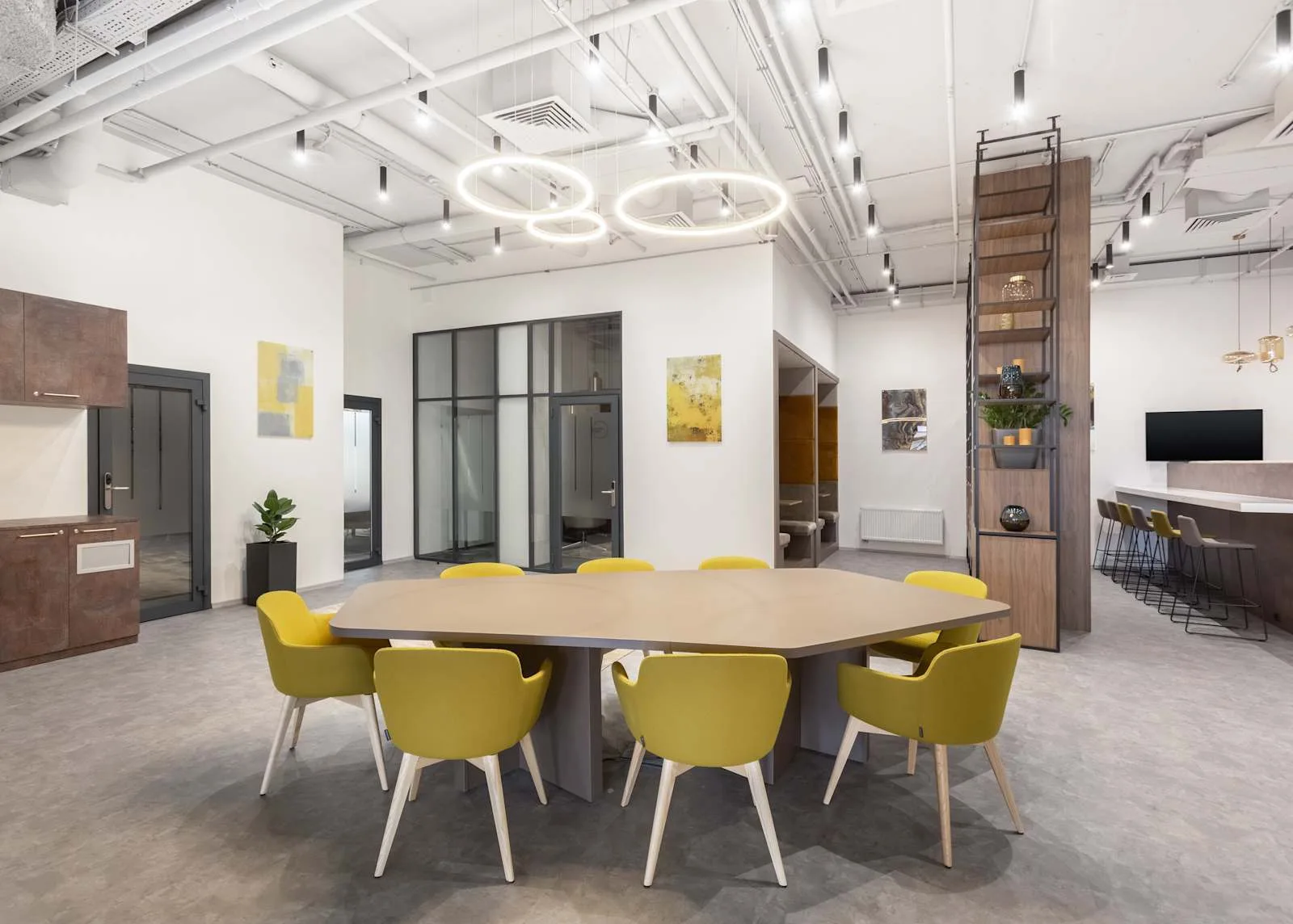 Regus Kiev, Volodymyrsky, Meeting room for 8 people, Kyiv