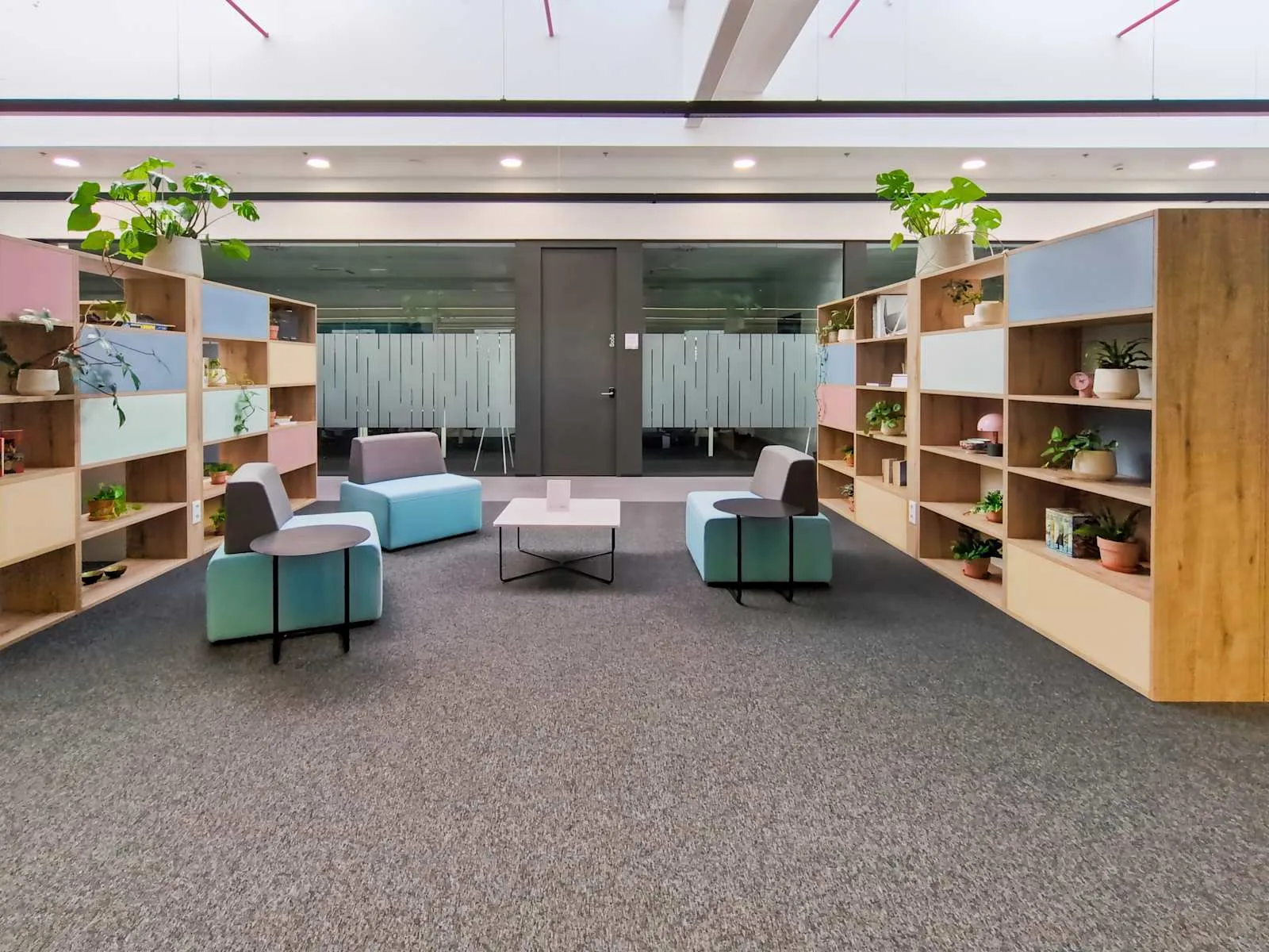 Regus Klagenfurt, Modepark Röther, Lounge, Klagenfurt