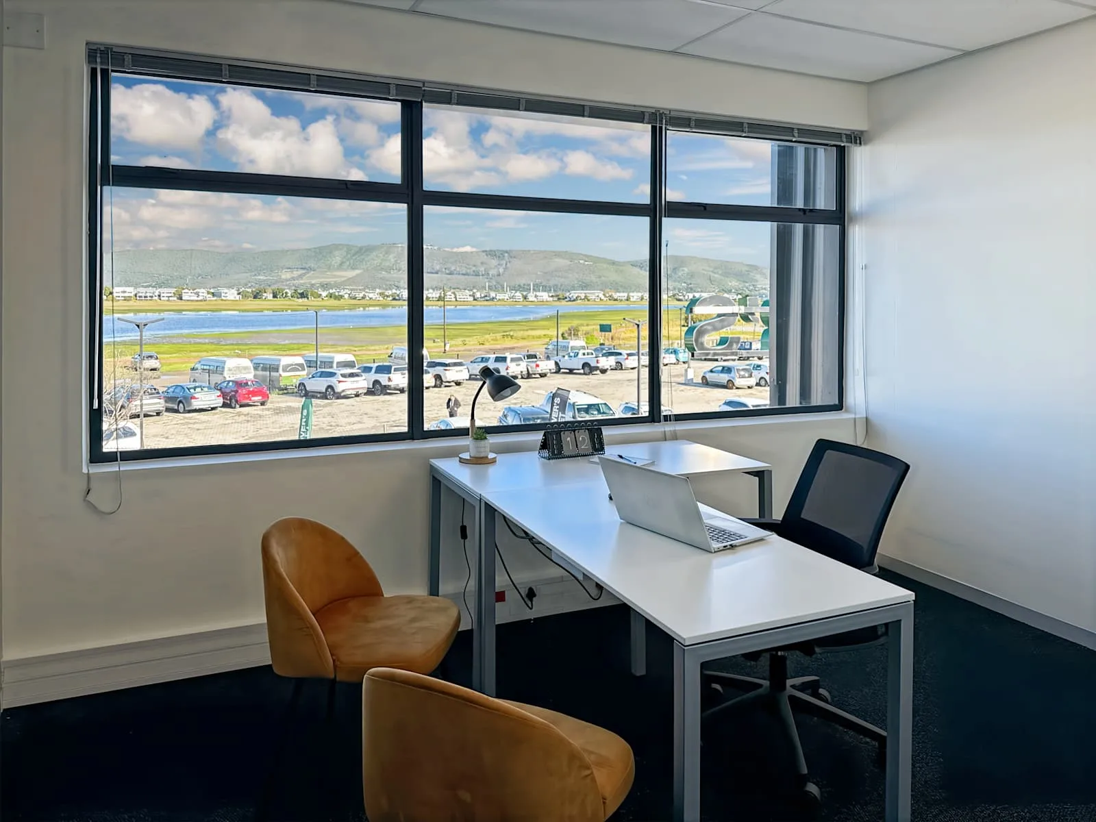 Regus Knysna, Waterside, Private office, 1 desk, Knysna