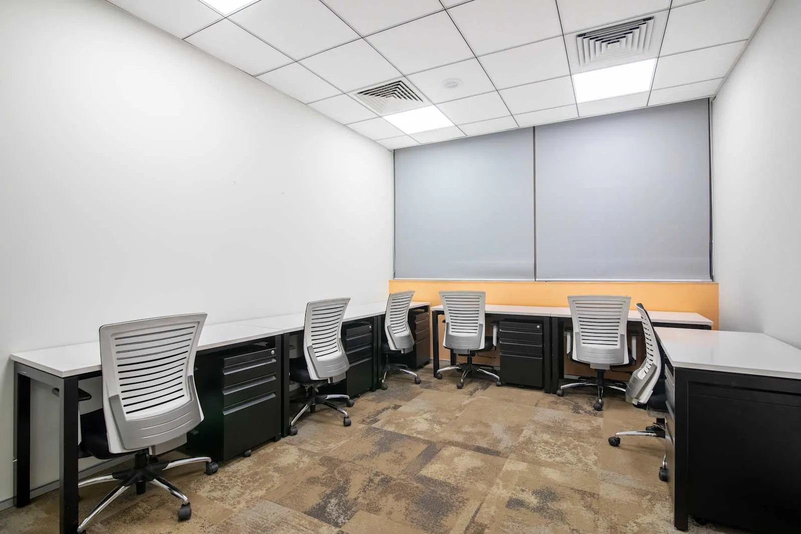 Regus KOLKATA, RDB Boulevard, 6 वर्कस्टेशन वाला निजी कार्यालय, कोलकाता