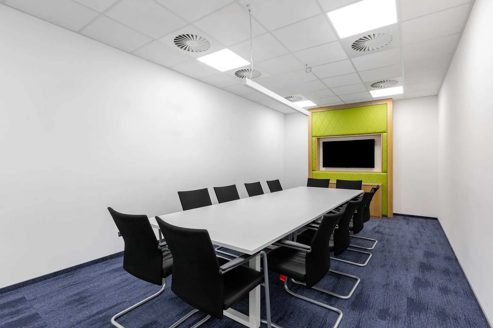 Regus KRAKOW, Equal Park Building B, Meeting room for 12 people, Krakow