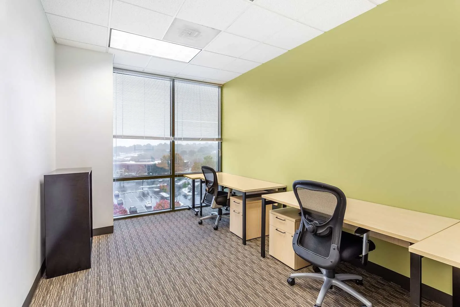 Regus KS, Overland Park - Lighton Tower, Private office, 2 desks, Overland Park, KS