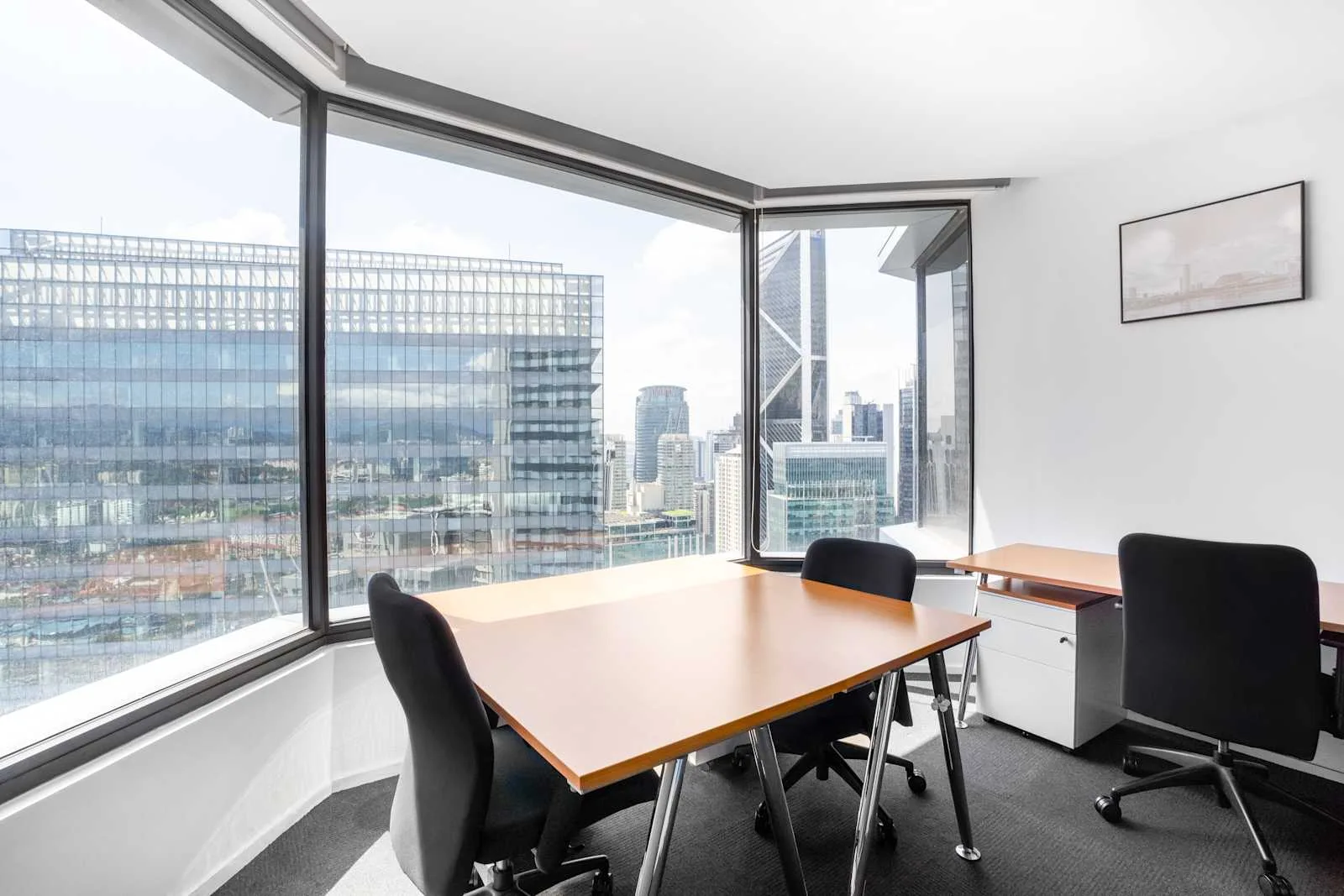 Regus KUALA LUMPUR, The Intermark, Private office, 3 desks, Kuala Lumpur