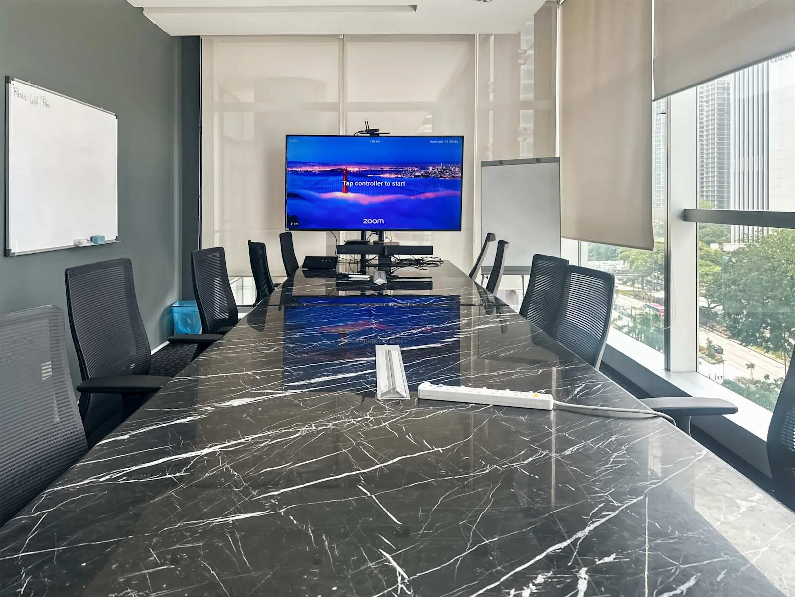 Regus KUALA LUMPUR, Menara Binjai, Meeting room for 10 people, Kuala Lumpur
