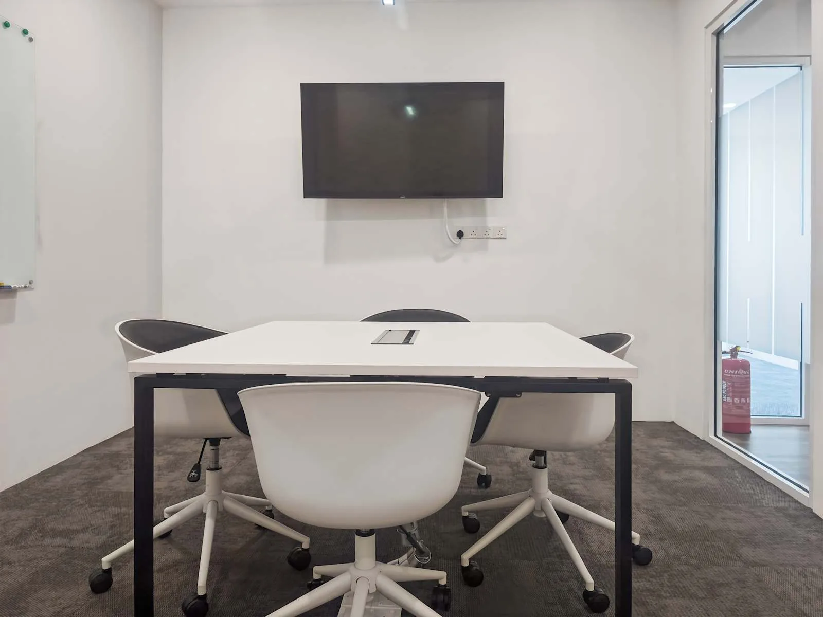 Regus Kuching, The Podium, Meeting room for 4 people, Kuching Sarawak