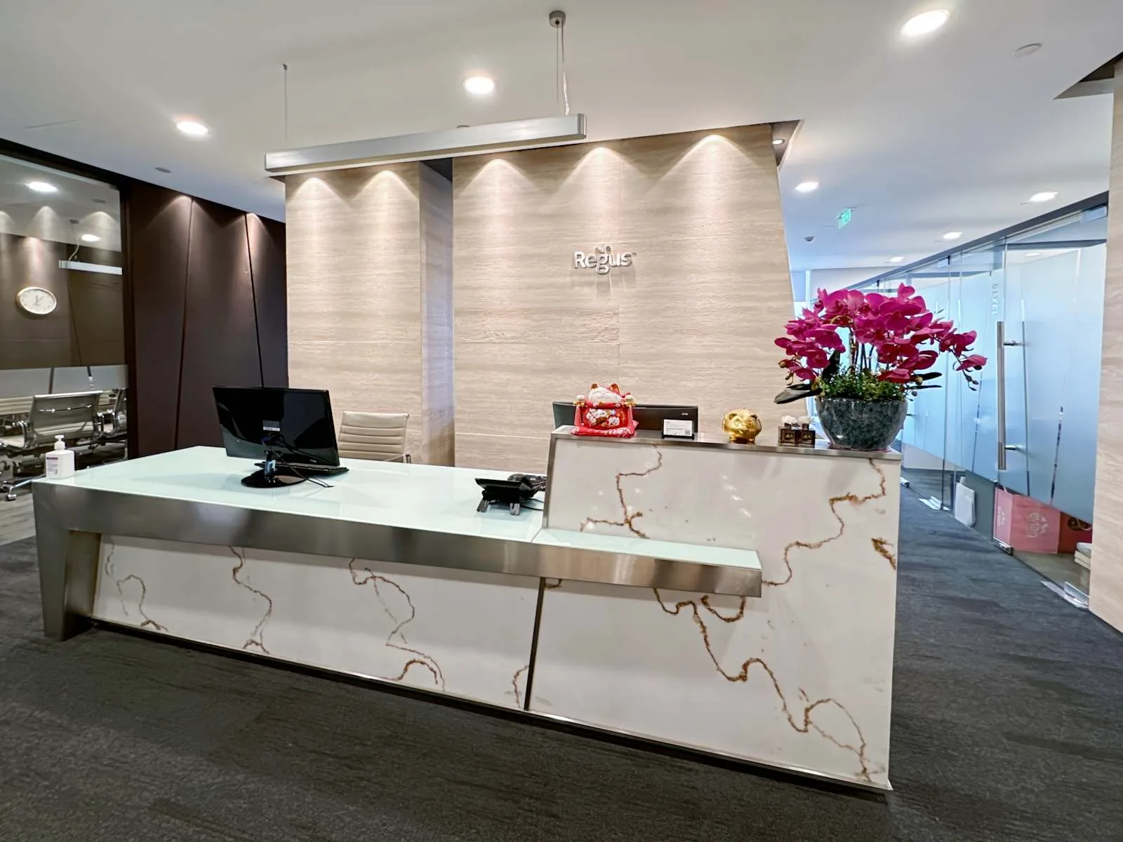 Regus KUNMING, Kunming Square、前台、昆明市