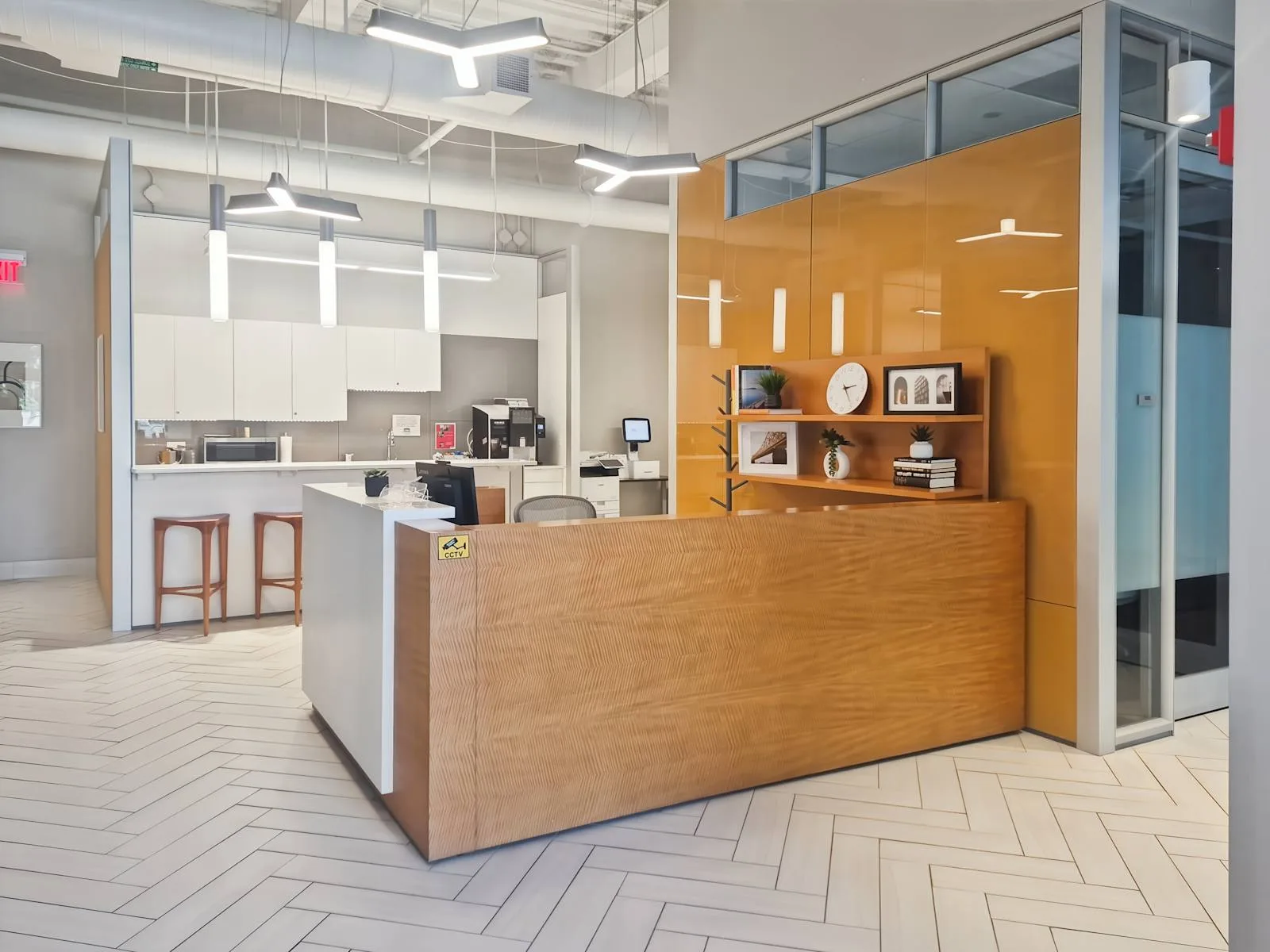 Regus KY, Louisville - East Witherspoon St, Reception, Louisville, KY