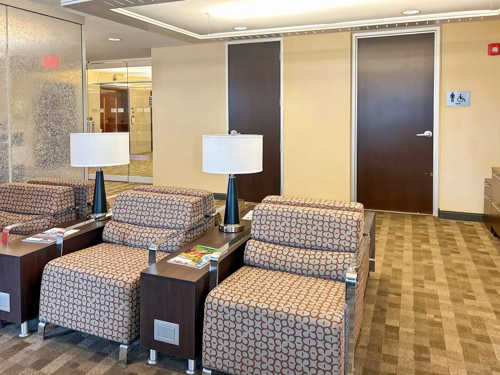 Regus KY, Louisville – MET Building, Lounge, Louisville, KY