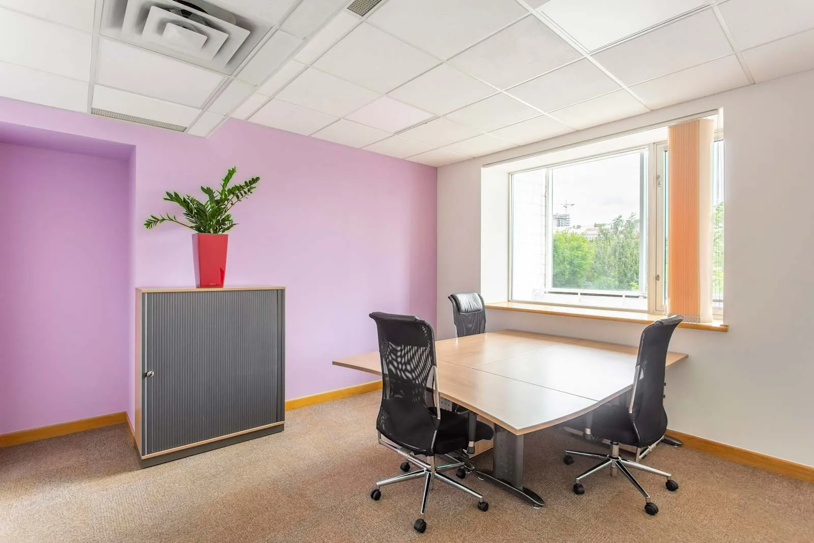 Regus KYIV, City Horizon Tower, Private office, 4 desks, Kyiv