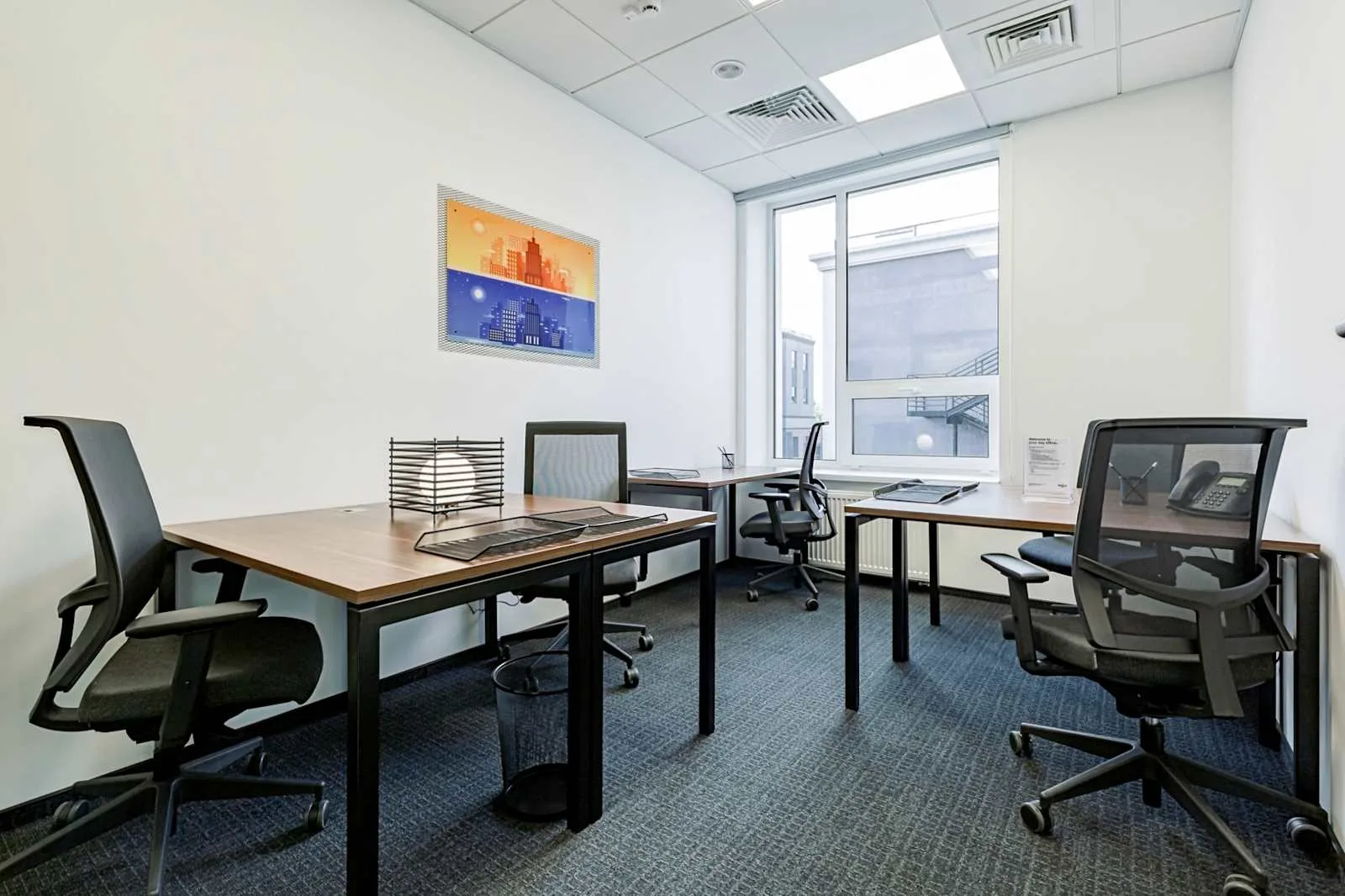 Regus KYIV, Forum West Side, Private office, 4 desks, Kyiv