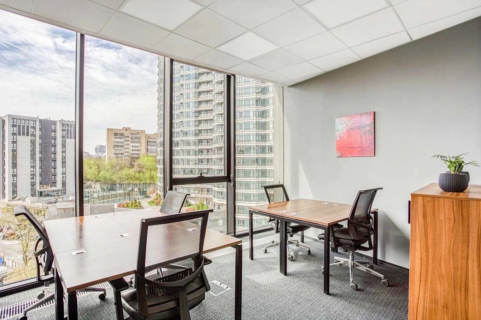 Regus KYIV, IQ Centre, Private office, 6 desks, Kyiv