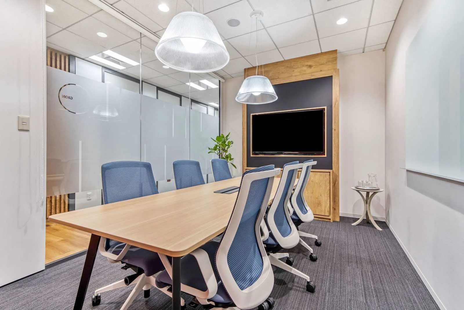 Regus KYOTO, Urbannet Kyoto Shijo-Karasuma, Meeting room for 6 people, Kyoto