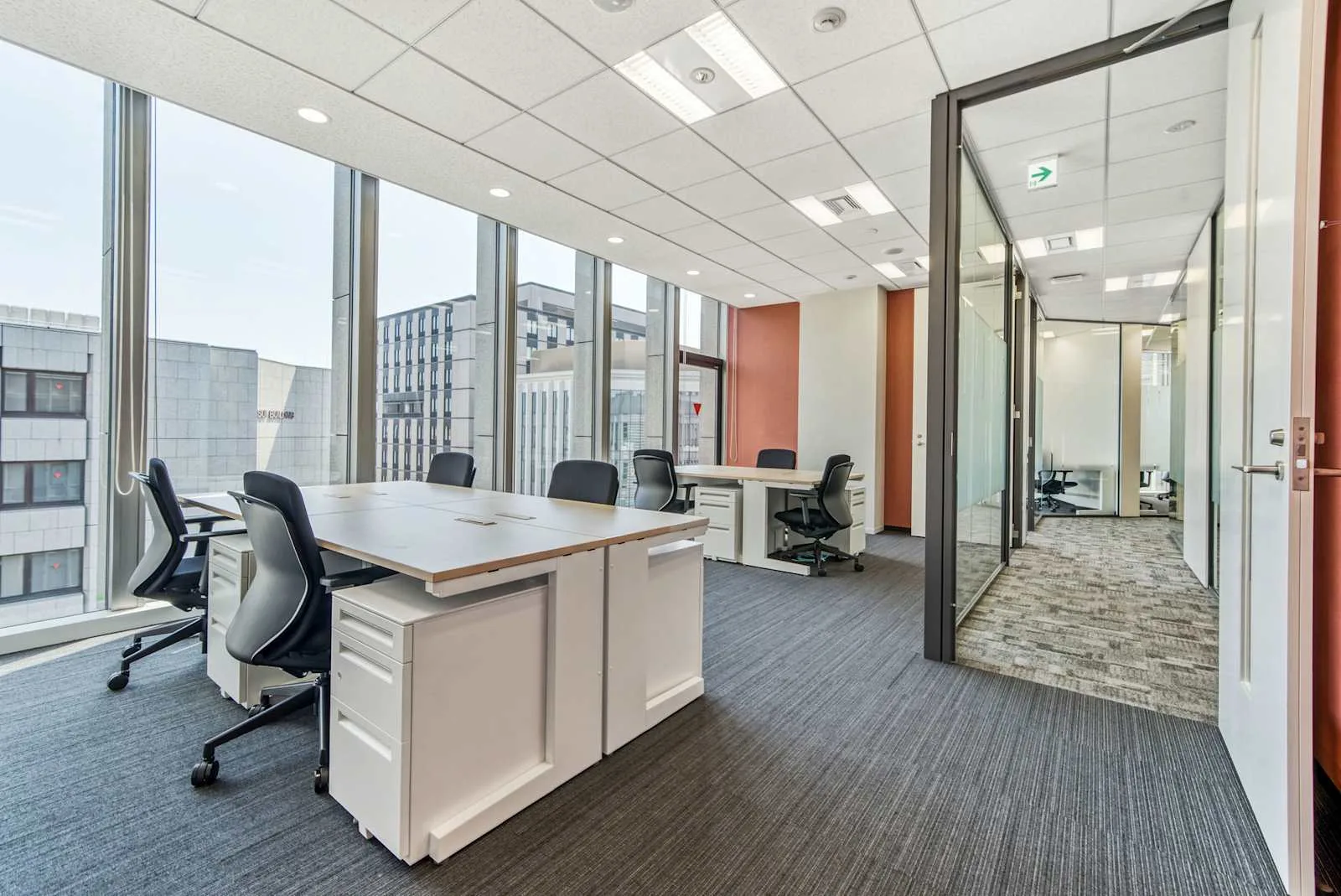 Regus KYOTO, Urbannet Kyoto Shijo-Karasuma, Private office, 6 desks, Kyoto