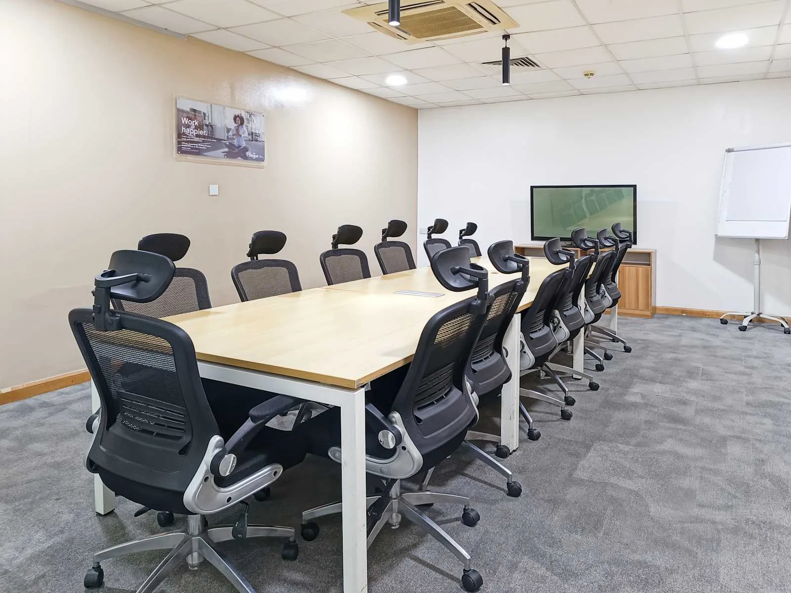Regus Lagos, Landmark House, Meeting room for 14 people, Lagos, Nigeria