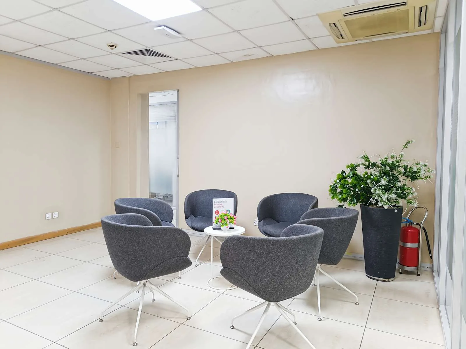 Regus Lagos, Landmark House, Lounge, Lagos, Nigeria