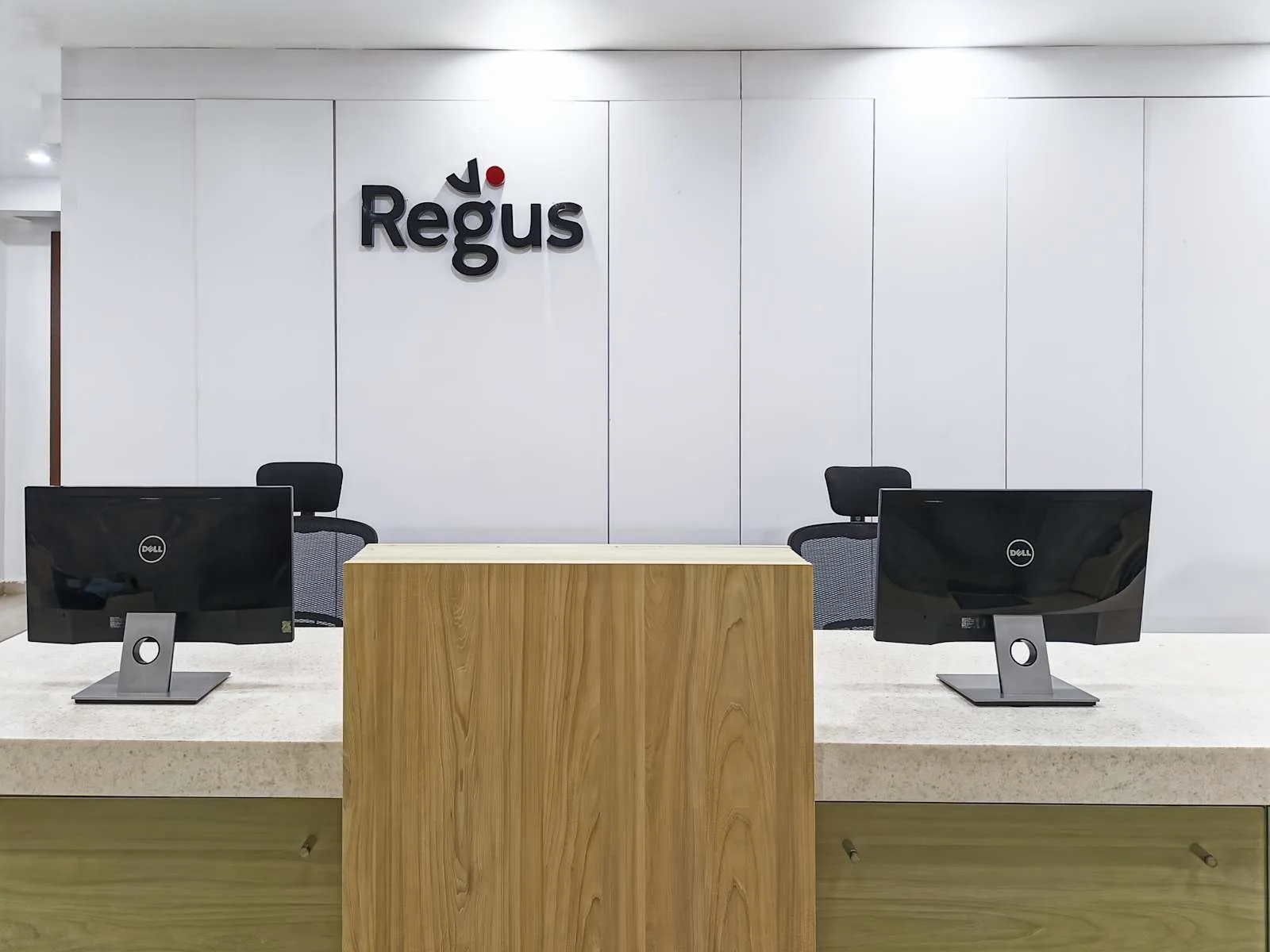 Regus Lagos, VI Waterfront, Reception, Lagos, Nigeria
