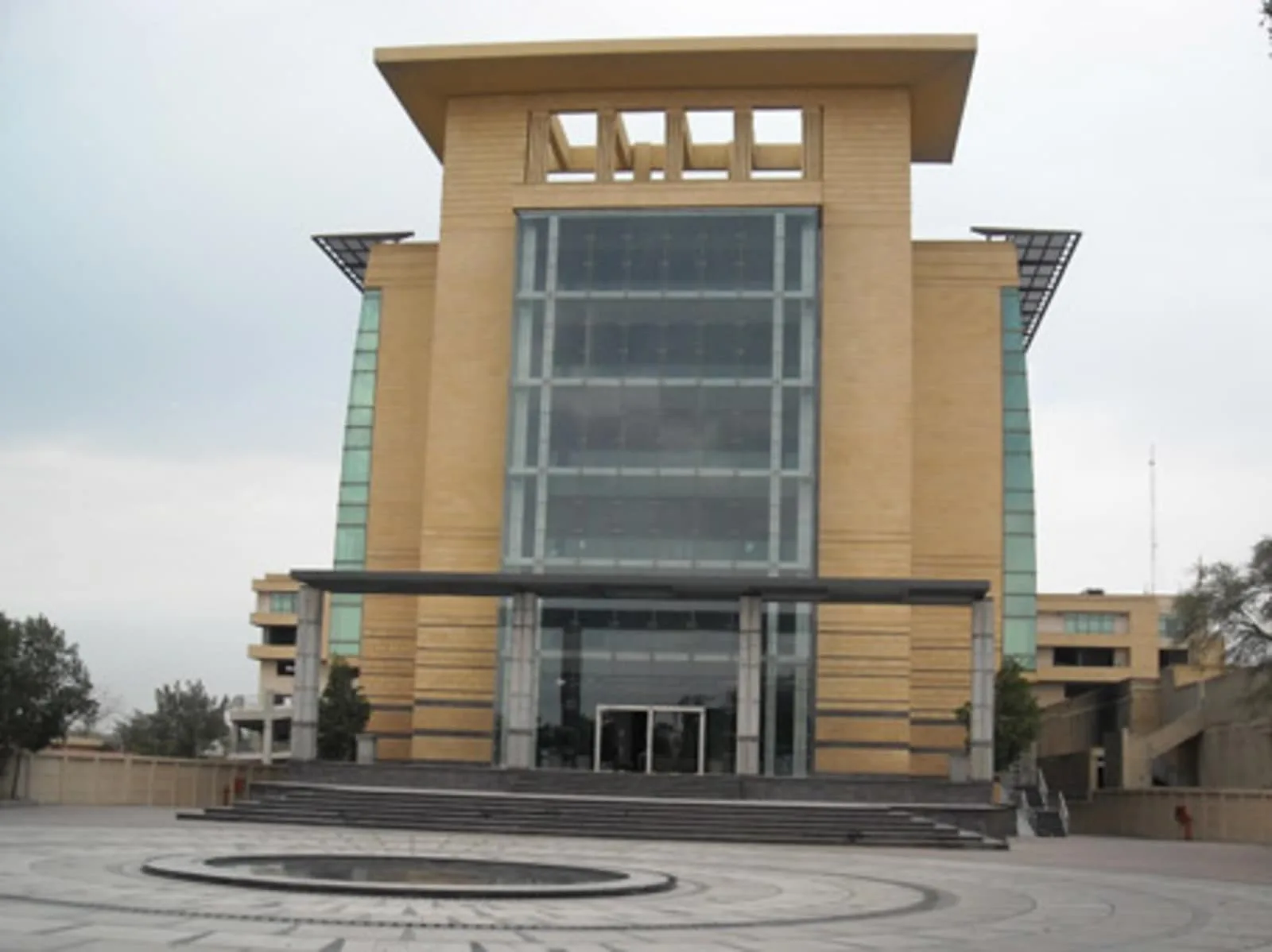 Regus LAHORE, The Enterprise, Building facade, Lahore